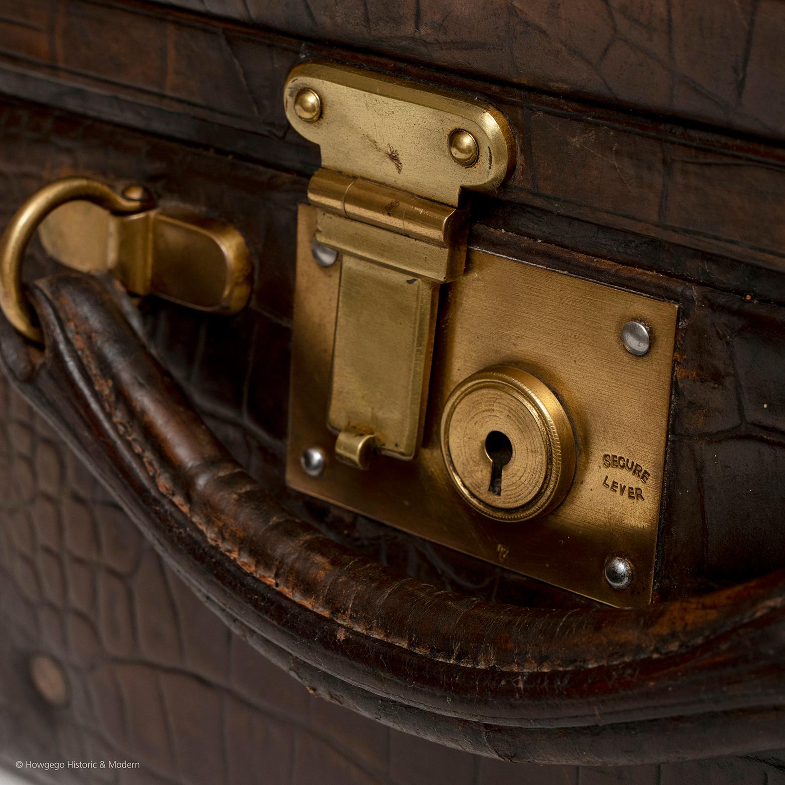 Crocodile Attache Briefcase Overnight Case Original Leather Interior In Good Condition For Sale In BUNGAY, SUFFOLK