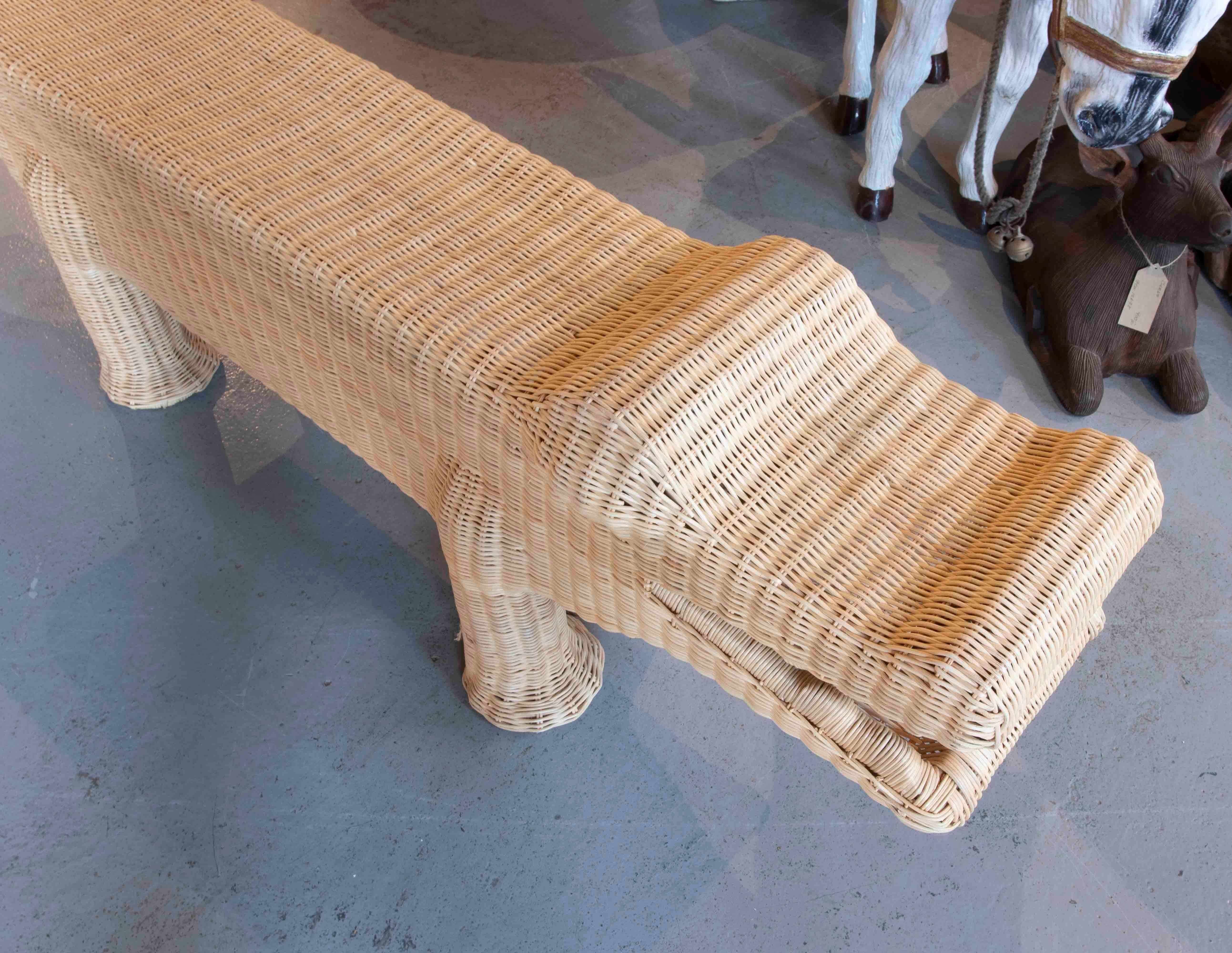 Crocodile Bench Made of Wicker with Iron Structure in Natural Tone 3