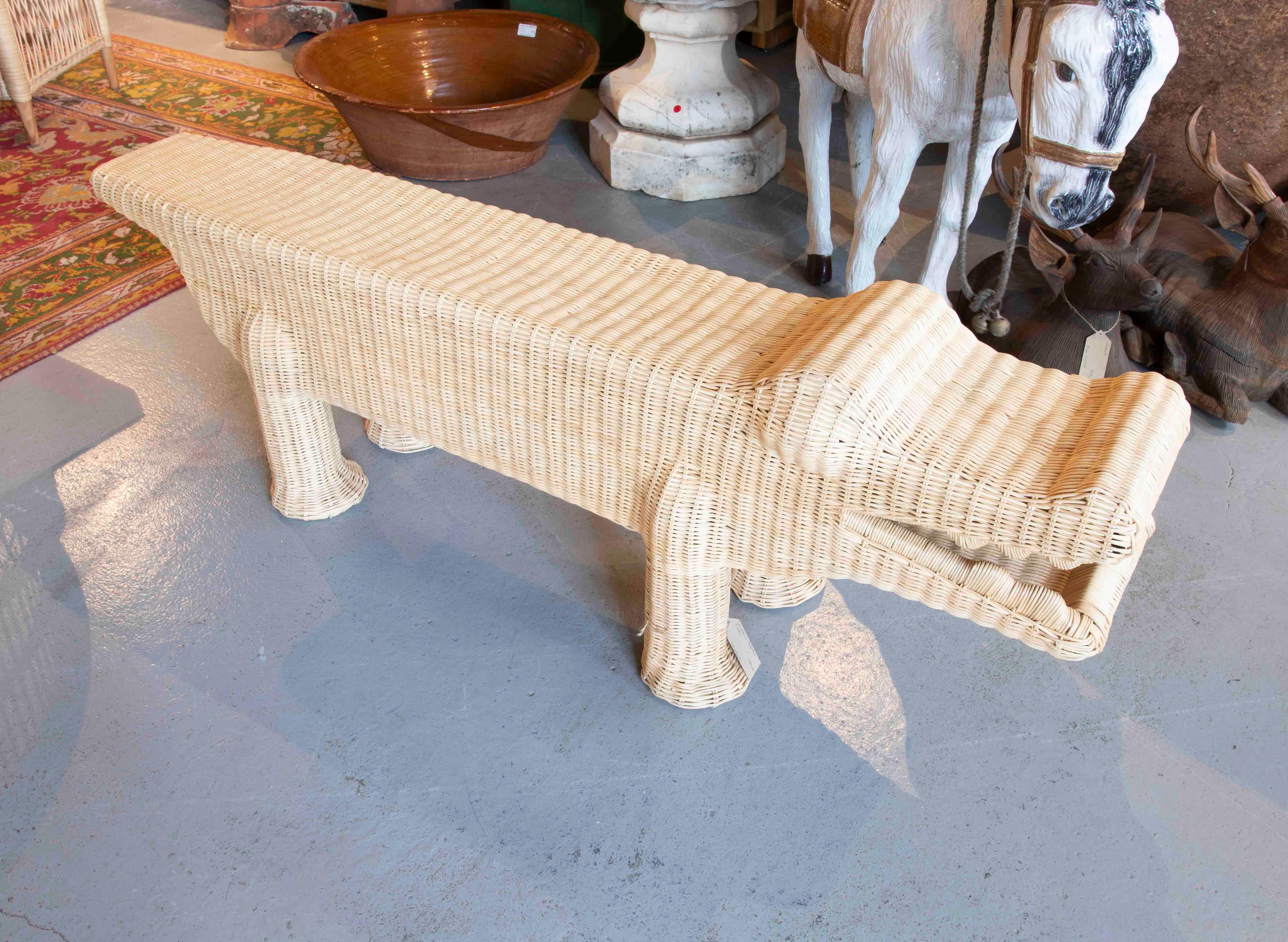 Crocodile Bench Made of Wicker with Iron Structure in Natural Tone 2