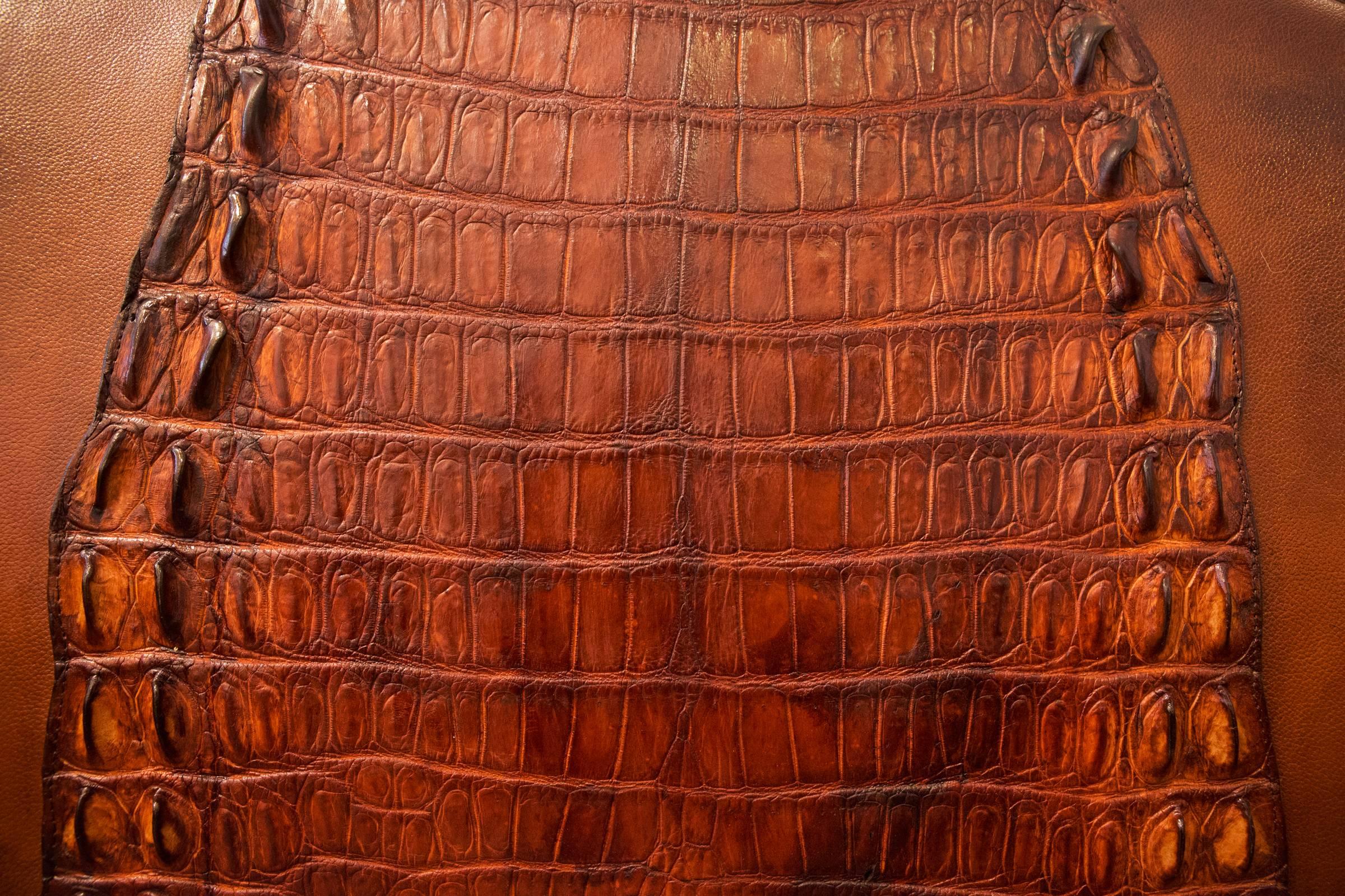 Crocodile Brown Sofa with Real Nile Crocodile Skin and Natural Horns For Sale 3