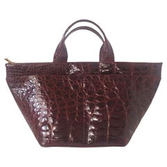 Hermès Vintage Bordeaux Crocodile Small Crossbody Bag For Sale at 1stDibs