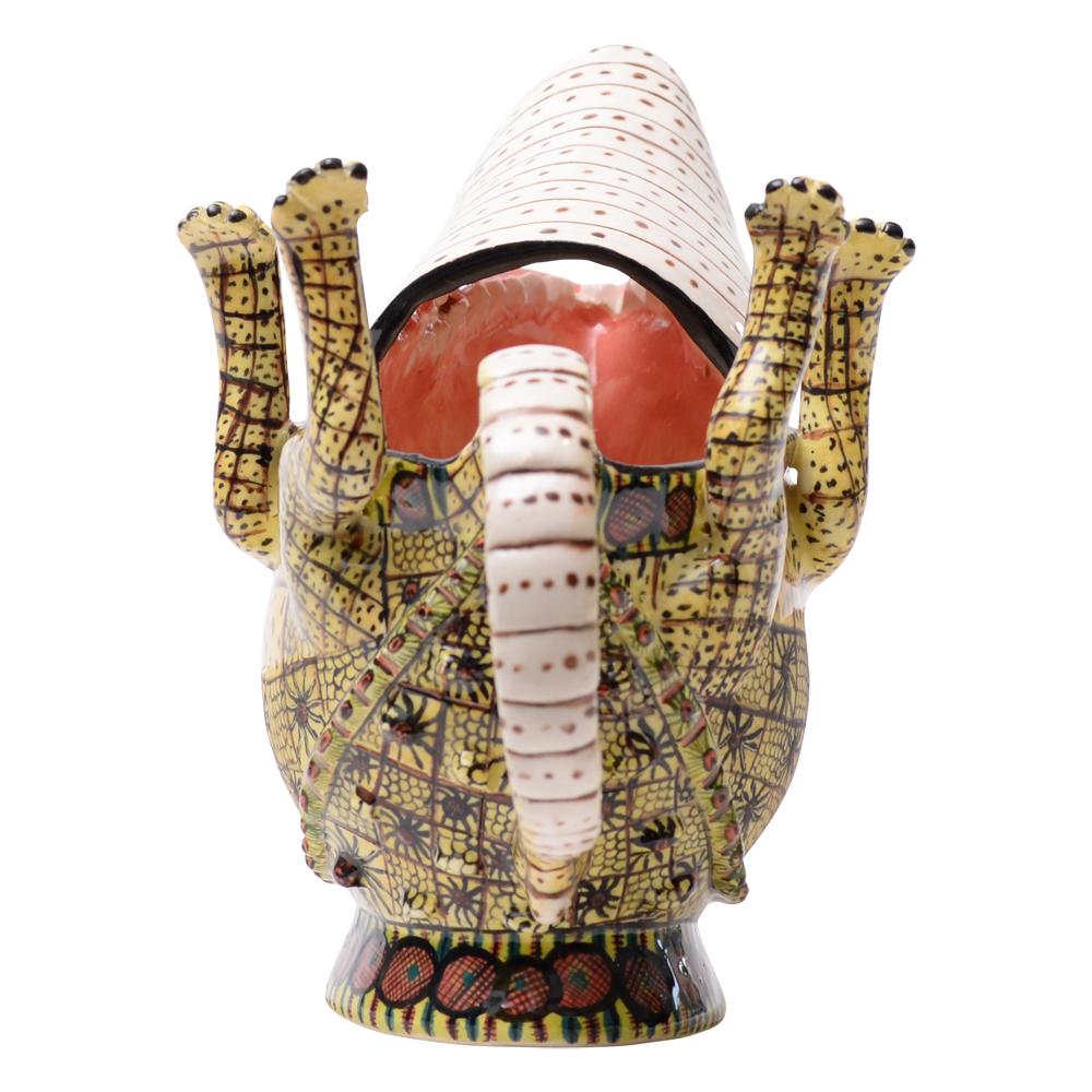 Handgefertigter Krokodilkrug aus Keramik, hergestellt in Südafrika (Moderne) im Angebot