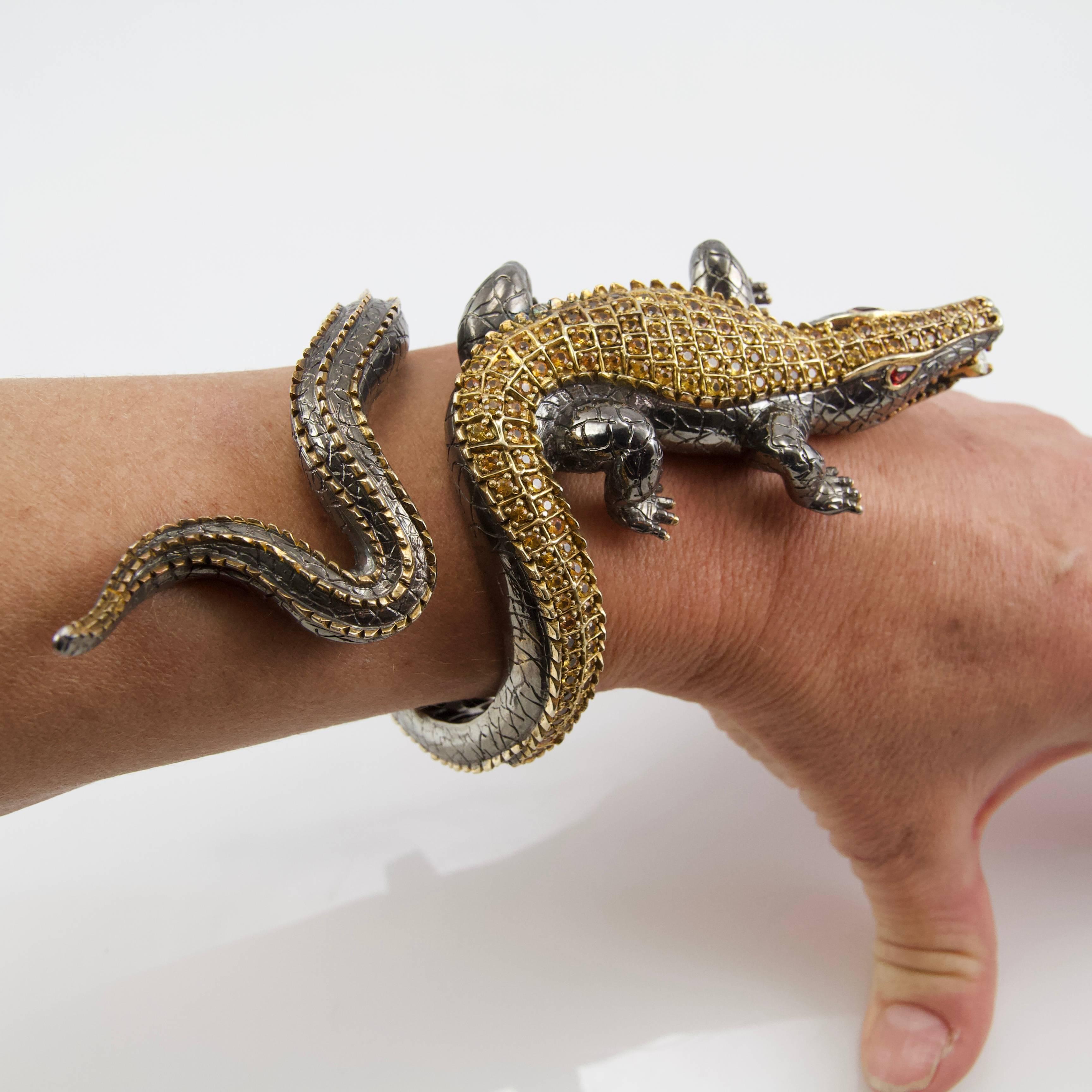 Crocodile Loving Diamond Bracelet by Terzian For Sale 1