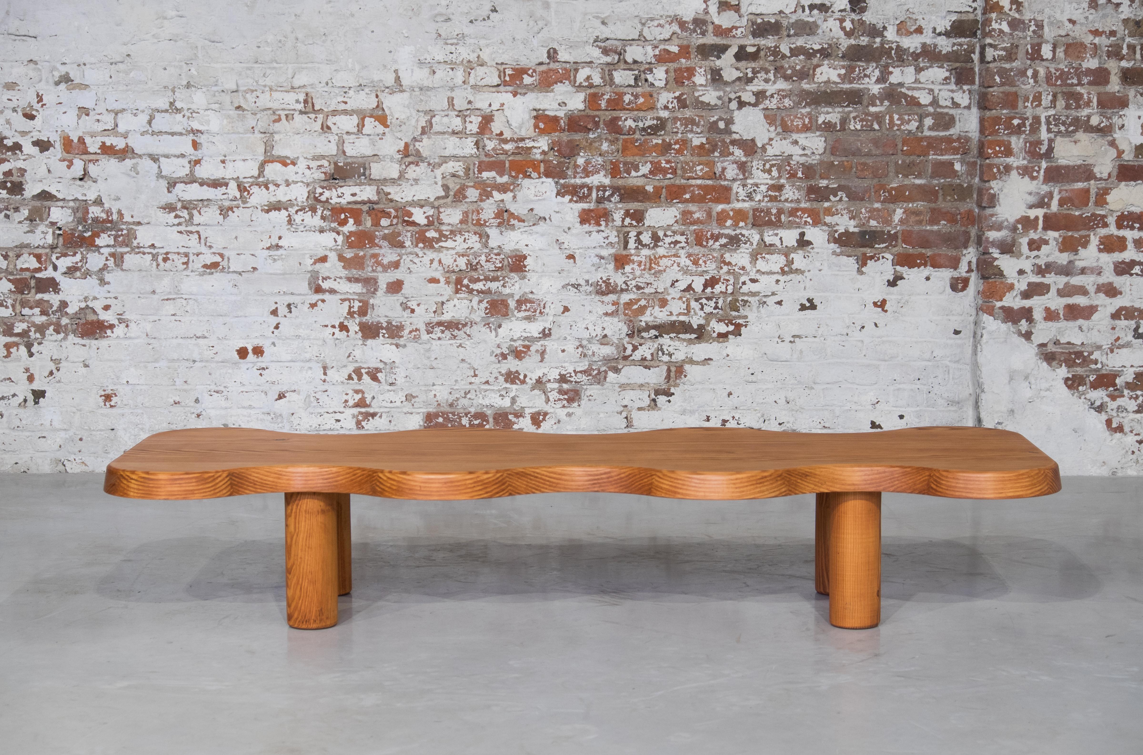 Moderne Table basse en crocodile de l'Atelier Thomas Serruys en vente