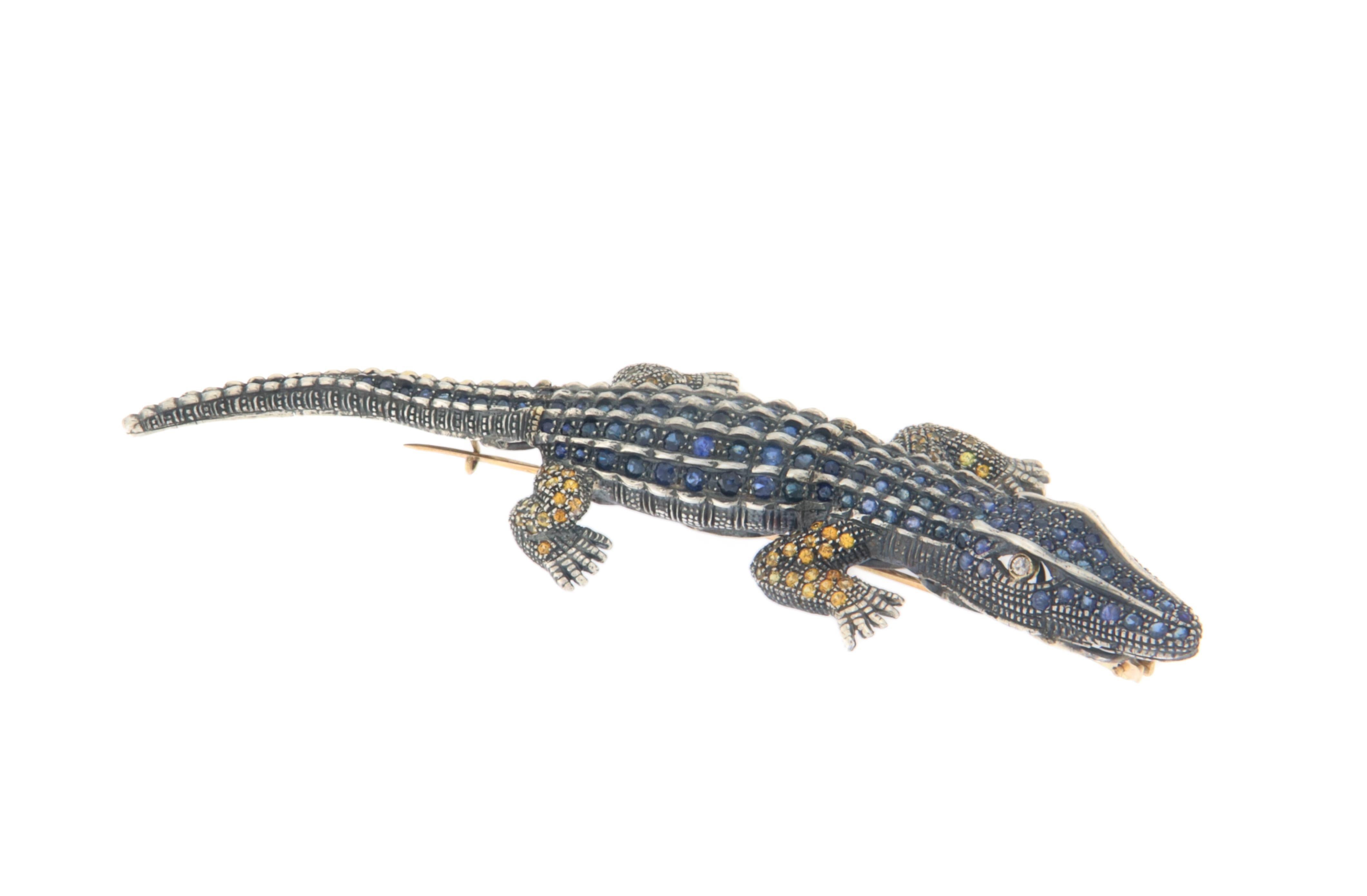 Artisan Crocodile Sapphires Diamonds 14 Karat Yellow Gold Brooch For Sale