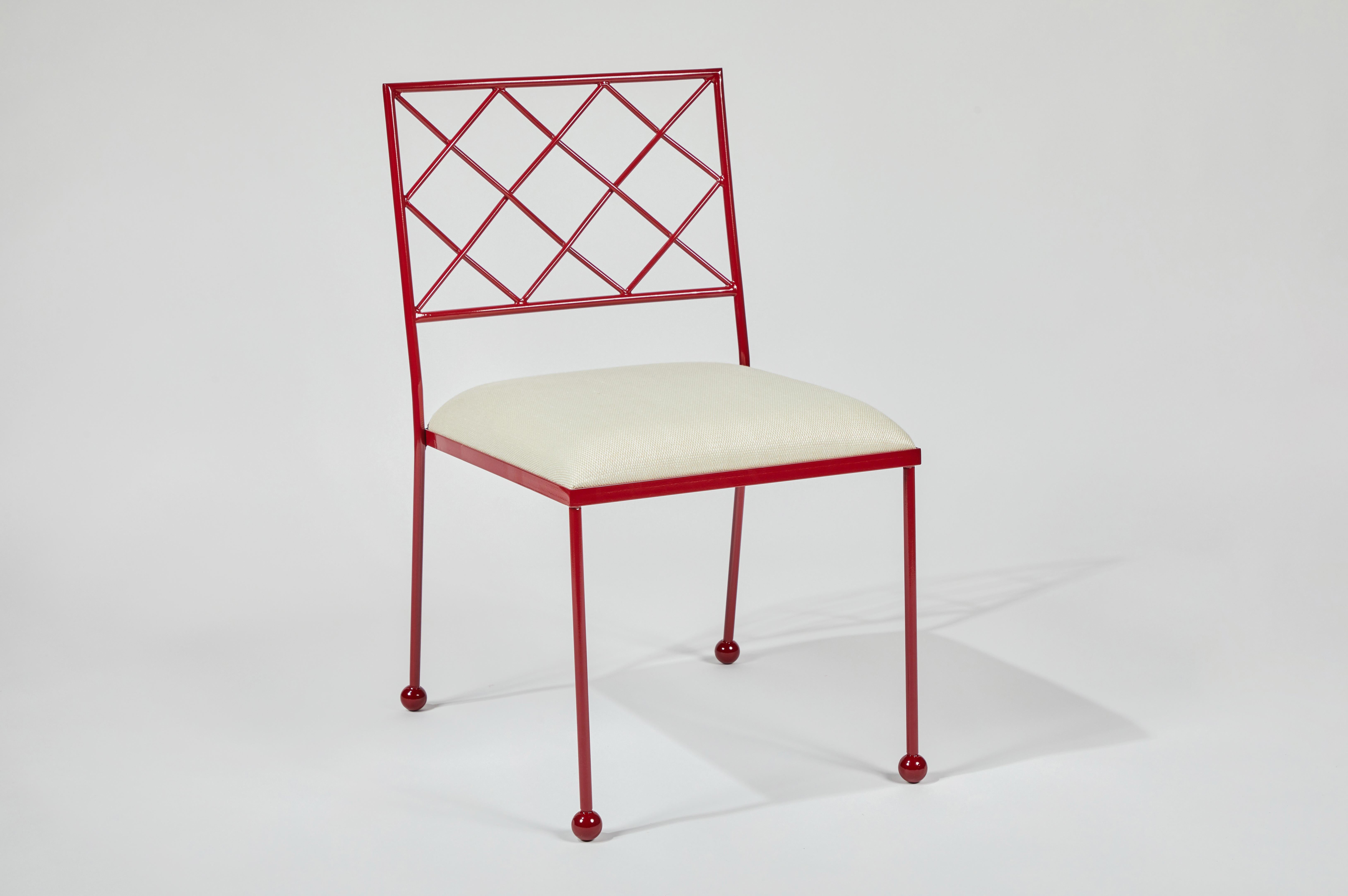 Beistellstuhl 'Croisillon' im Stil von Jean Royère. Handgefertigt in Los Angeles in der Werkstatt des bekannten französischen Designers und Antiquitätenhändlers Denis de le Mesiere, der das Werk von Jean Royère mit akribischer Liebe zum Detail und