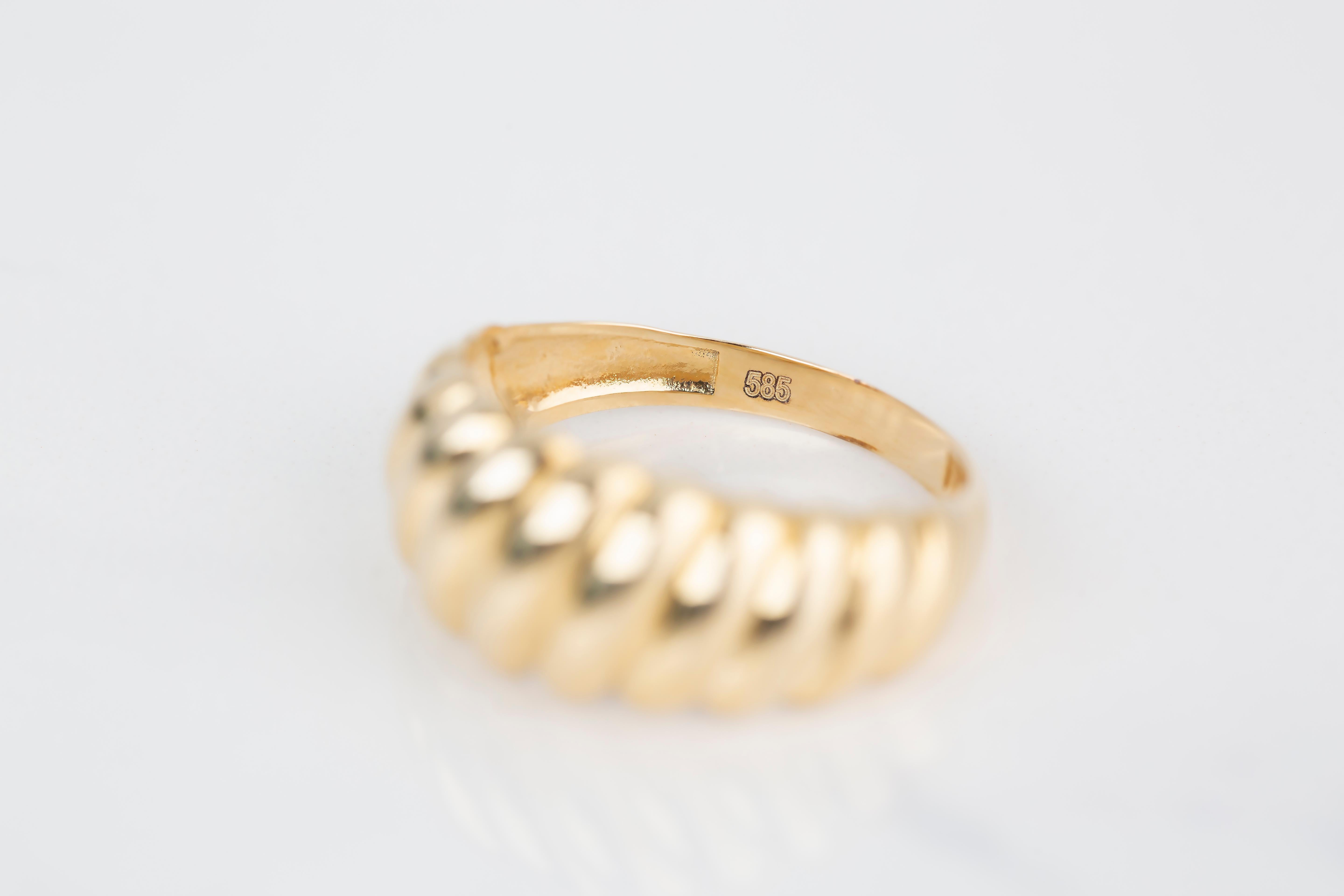 Im Angebot: Croissant-Ring, Kuppel-Croissant-Ring, 14K Gold Croissant-Ring () 5