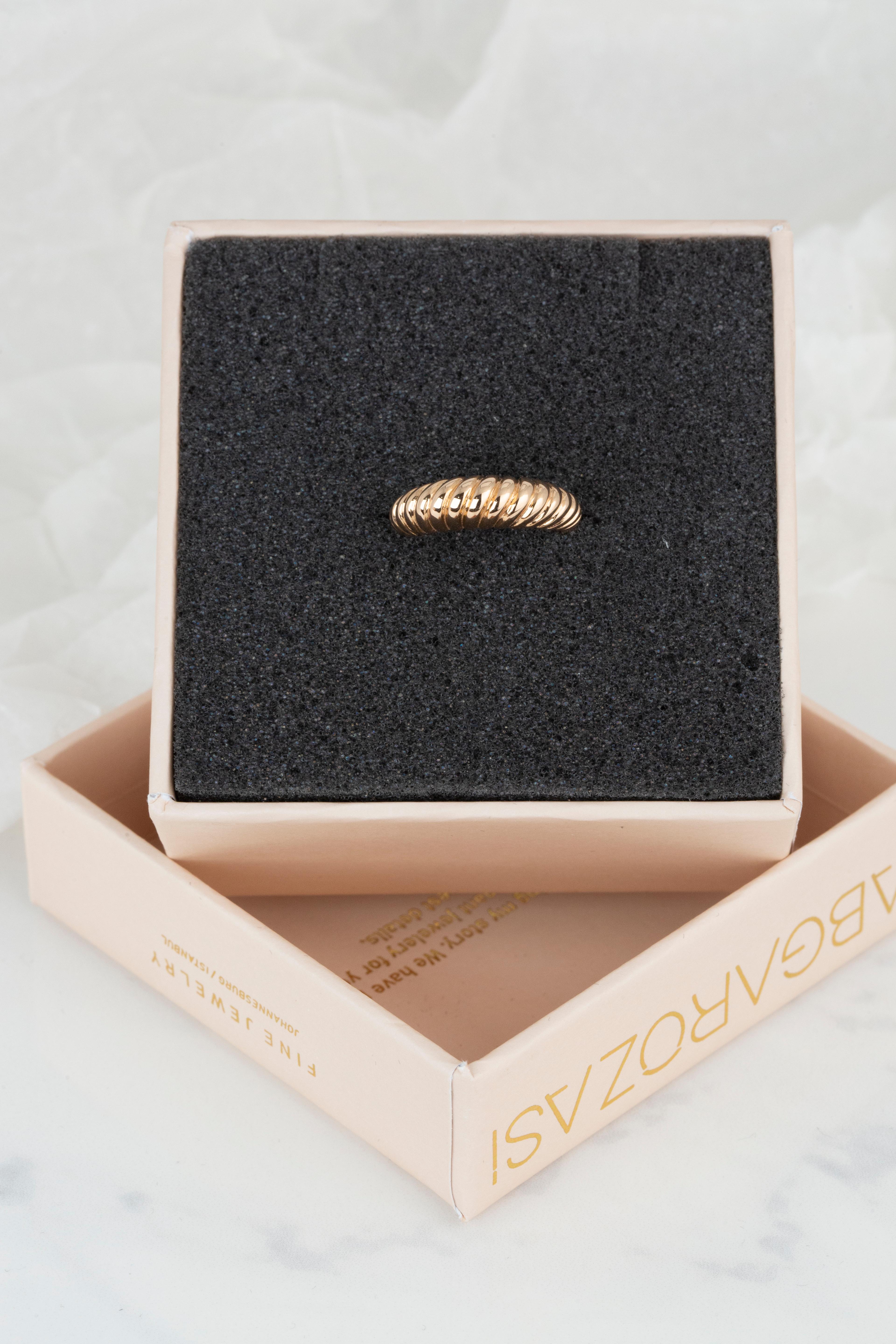 For Sale:  Croissant Ring, Dome Croissant Ring, 14K Gold Croissant Ring 5