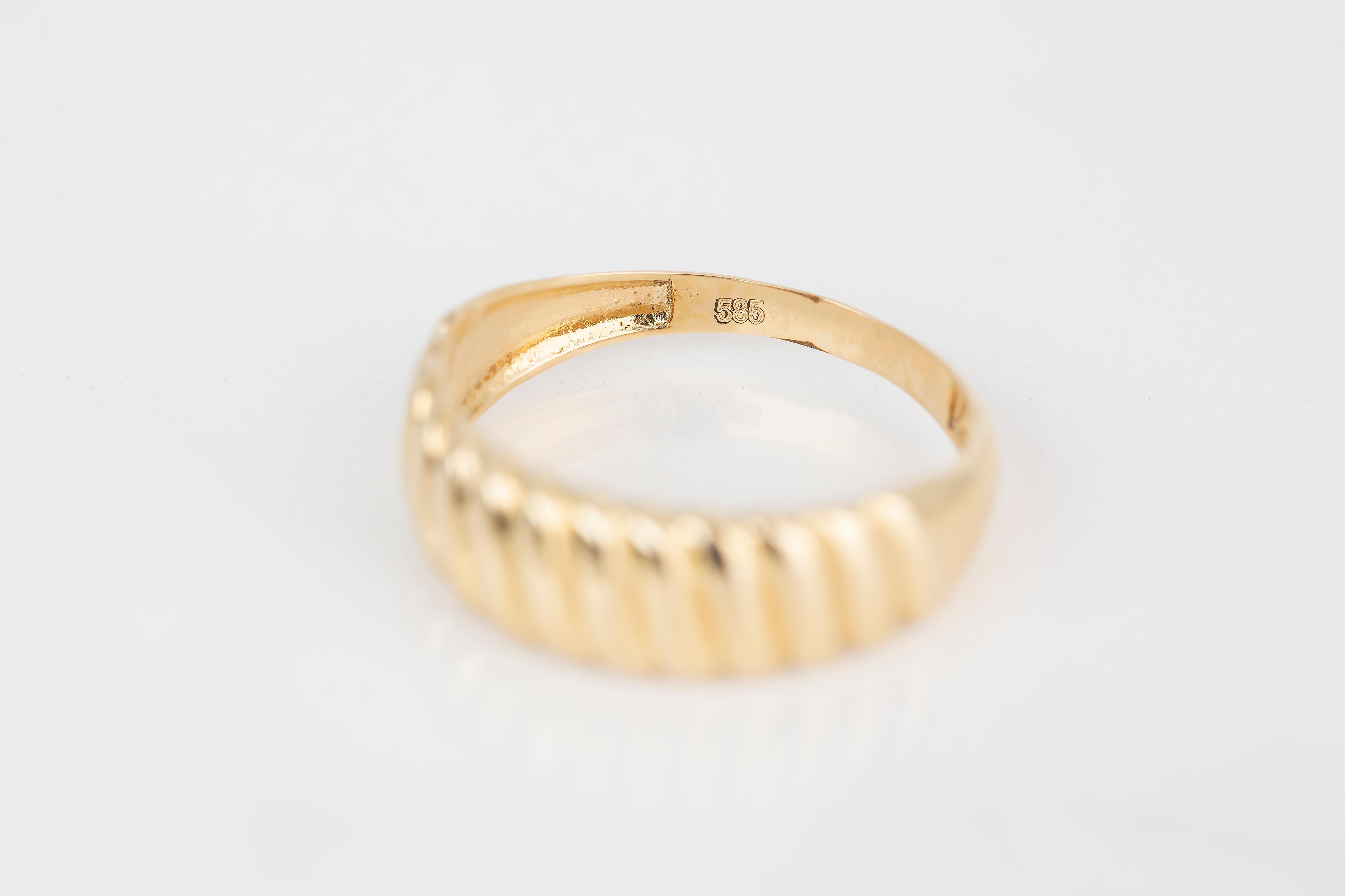 Im Angebot: Croissant-Ring, Kuppel-Croissant-Ring, 14K Gold Croissant-Ring () 8
