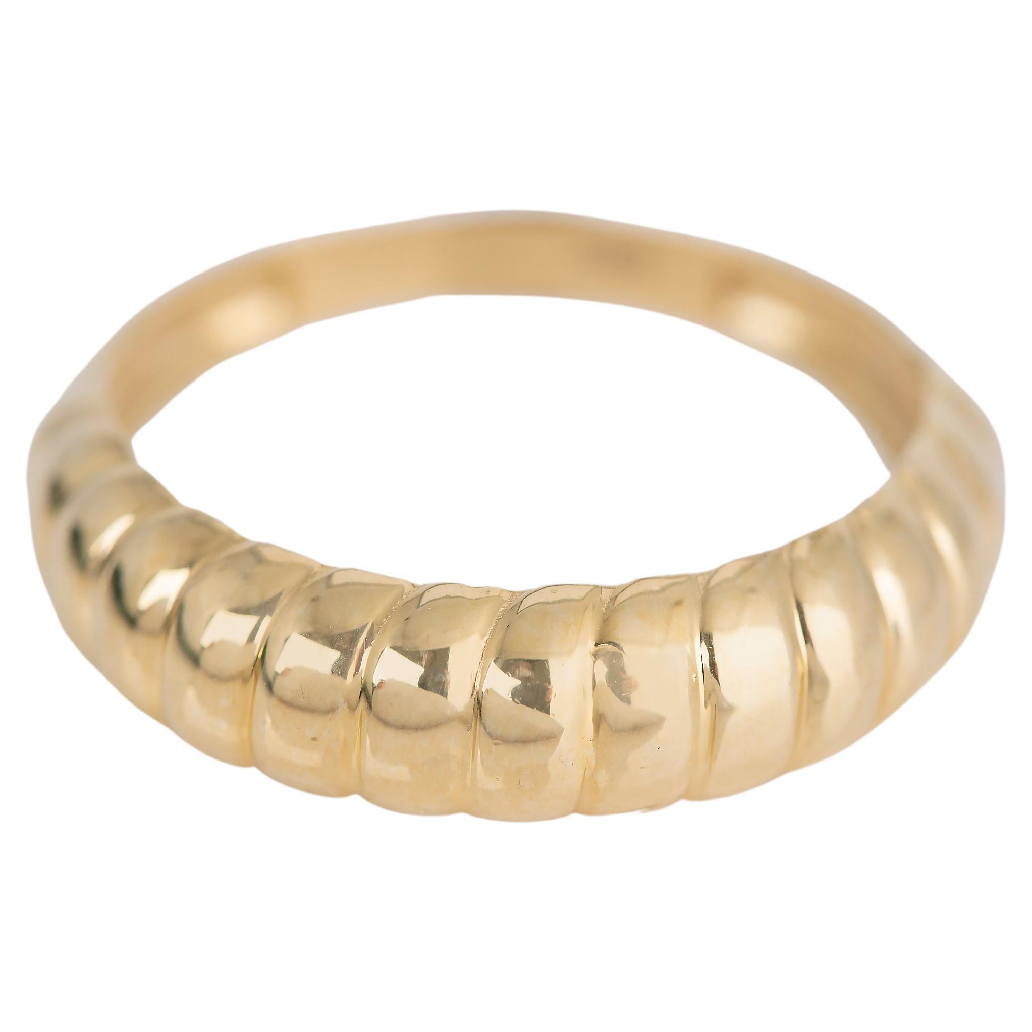 Croissant-Ring, Kuppel-Croissant-Ring, 14K Gold Croissant-Ring