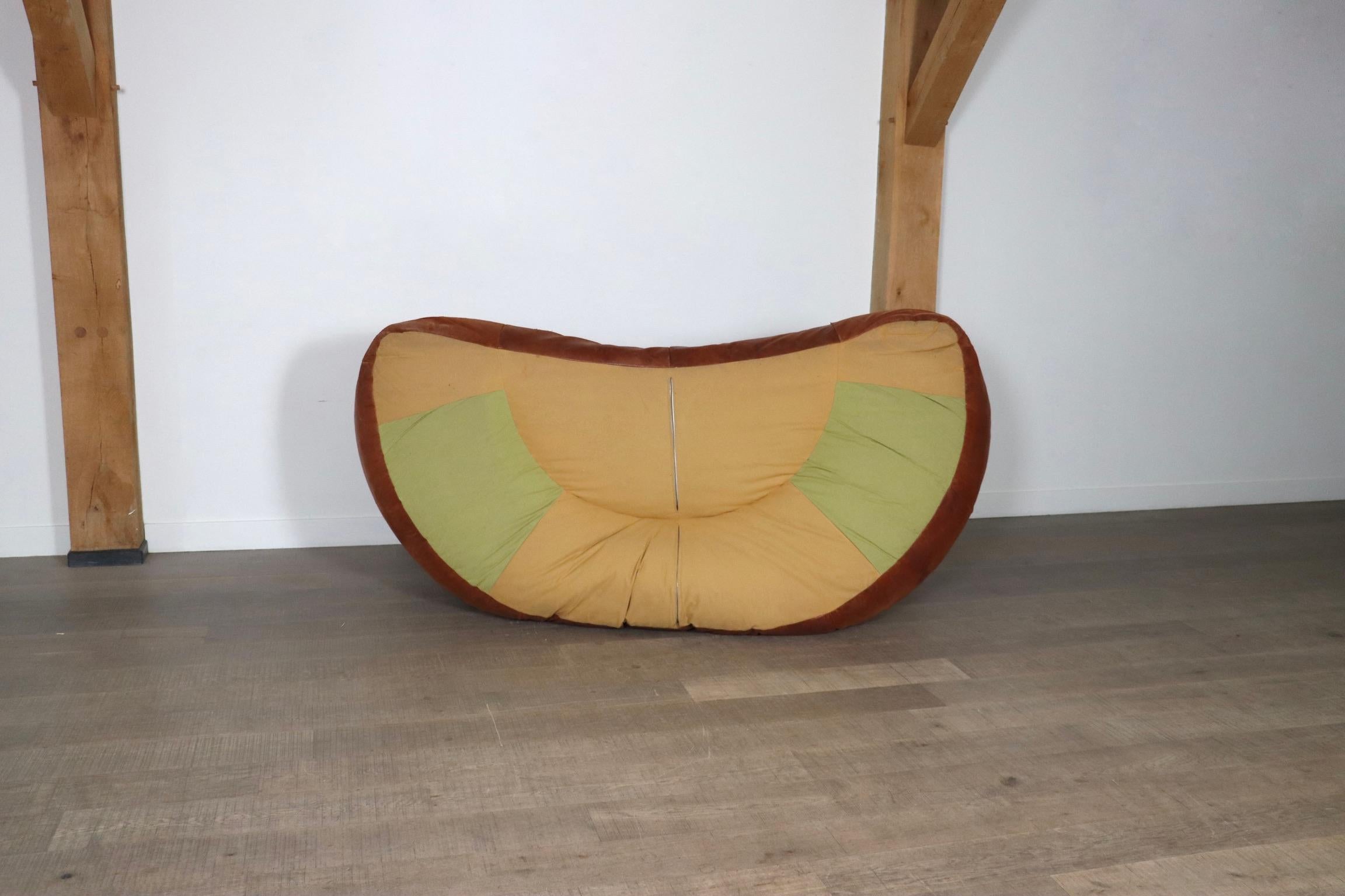 Croissant Sofa in Cognac Leather by Raphael Raffel for Honore Paris, 1970s For Sale 10