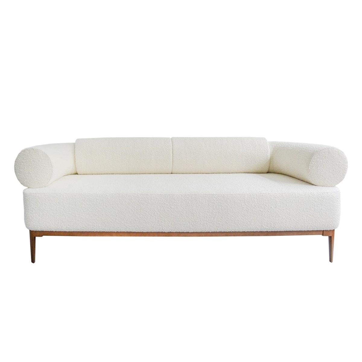 40kg foam + memory foam.

Introducing the Croissant sofa, a perfect blend of elegance and timelessness. Its graceful curves and distinctive shapes create a classic design that effortlessly complements your living room decor, adding a touch of