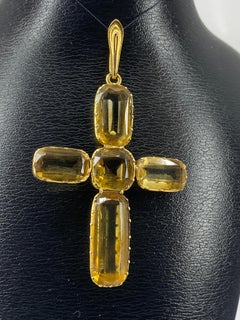 Croix française en or 18 carats ornée de 5 citrines, époque fin XIXéme