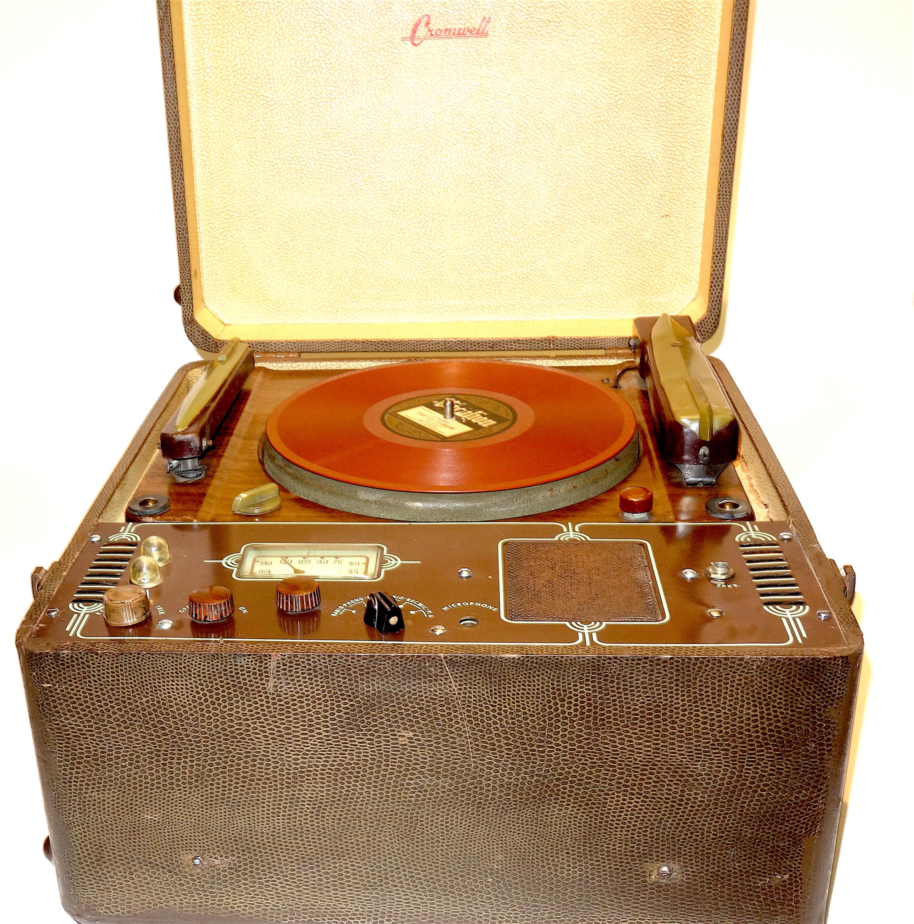 Metal Cromwell Phonograph and Record Cutting Lathe circa 1938, Cosmetics Restored For Sale