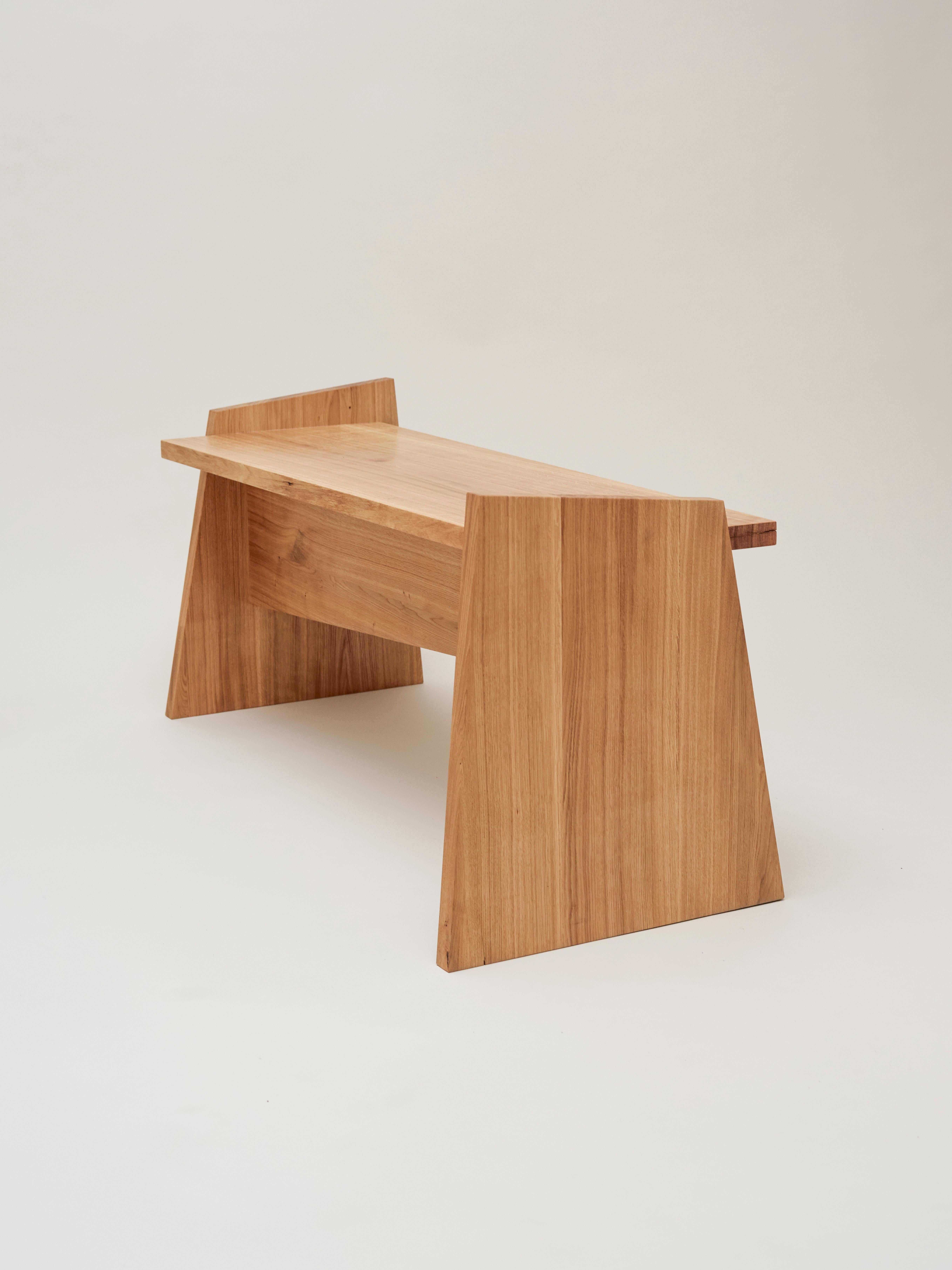 The absence of 90° angles and symmetries – this is the concept of The Crooked Collection. Handmade in Berlin, Germany, each piece is unique. The massive oak gives the piece a premium finish and provides a warm contrast to the angular