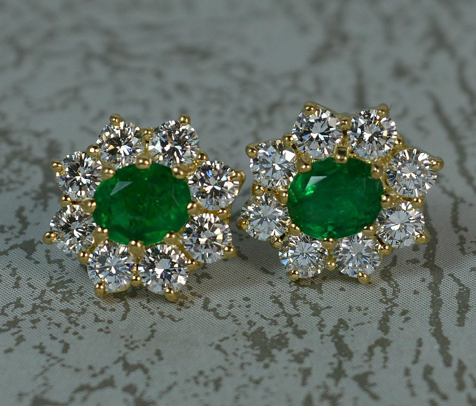 Cropp & Farr 18ct Gold Colombian Emerald 1.6ct Vs Diamond Stud Cluster Earrings 7