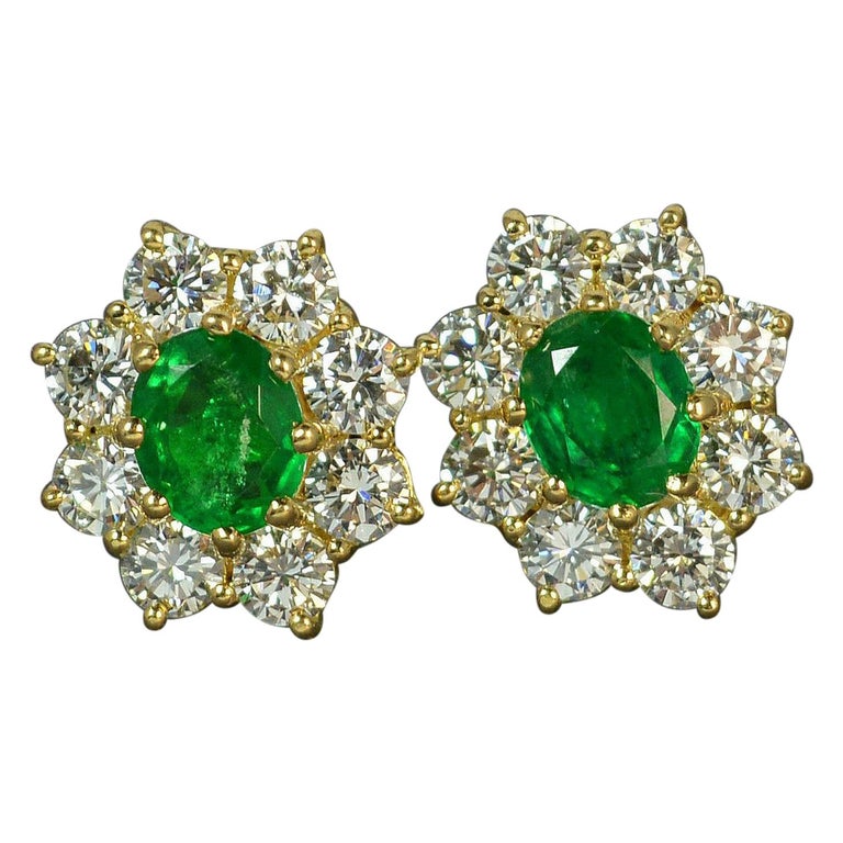 Cropp and Farr 18ct Gold Colombian Emerald 1.6ct Vs Diamond Stud ...