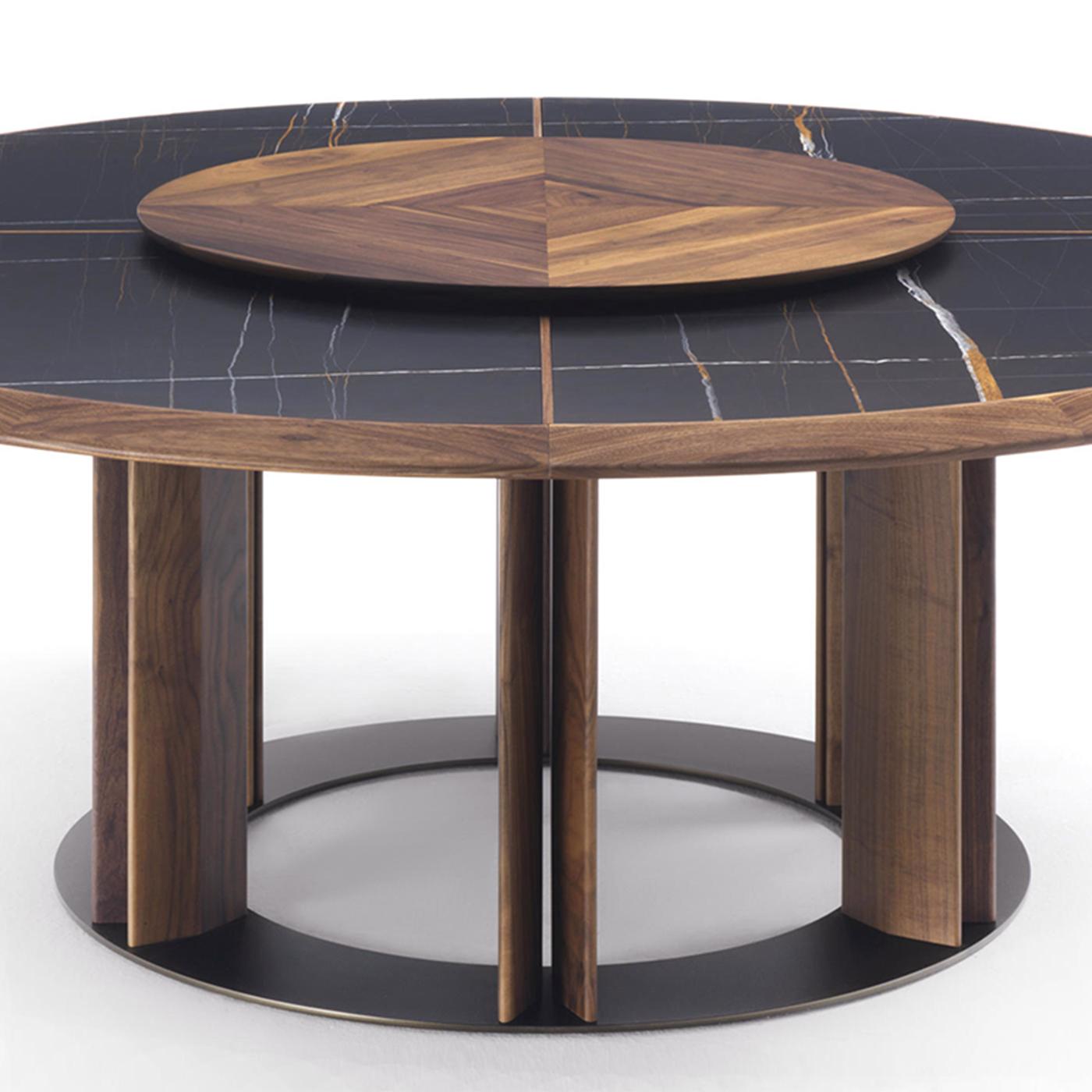 Bronzed Crosby Round Dining Table For Sale