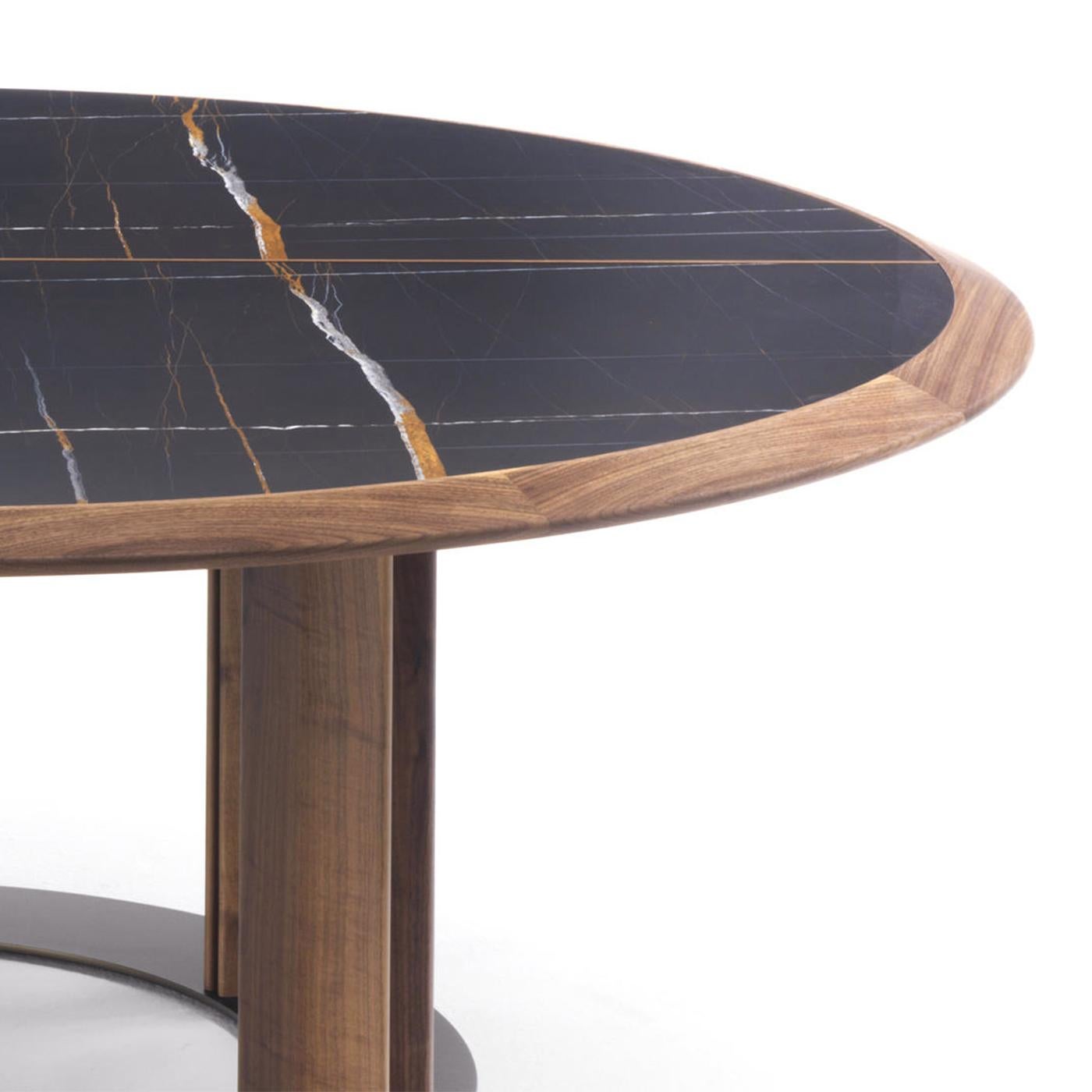 Contemporary Crosby Round Dining Table For Sale