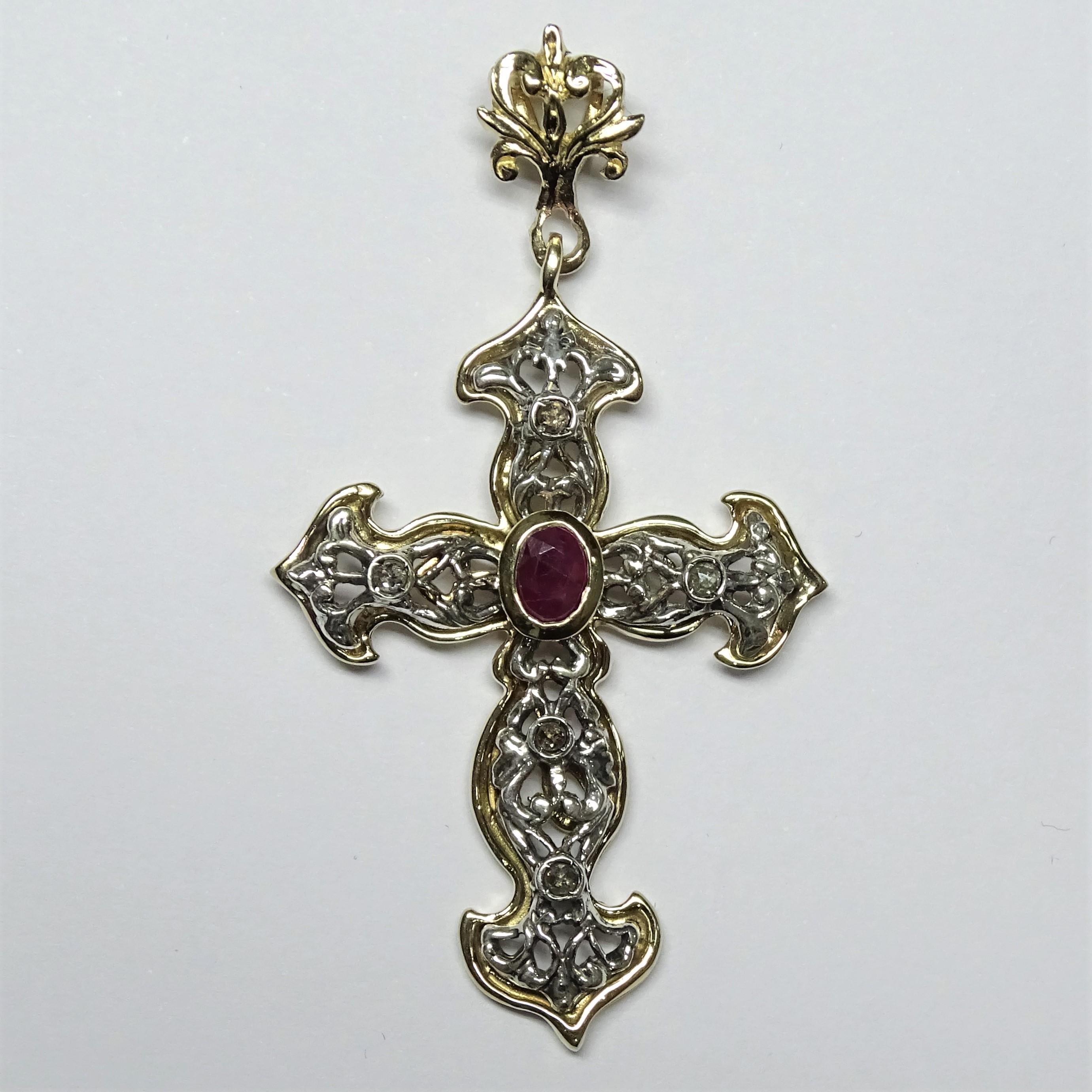 Women's or Men's Cross Art Nouveau 0.46 Carat Round Cut Ruby 14 Karat Yellow Gold Pendant For Sale