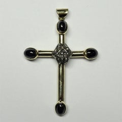 Cross Art Nouveau 2.80 Carat Cabochon Cut Sapphires Yellow Gold Pendant