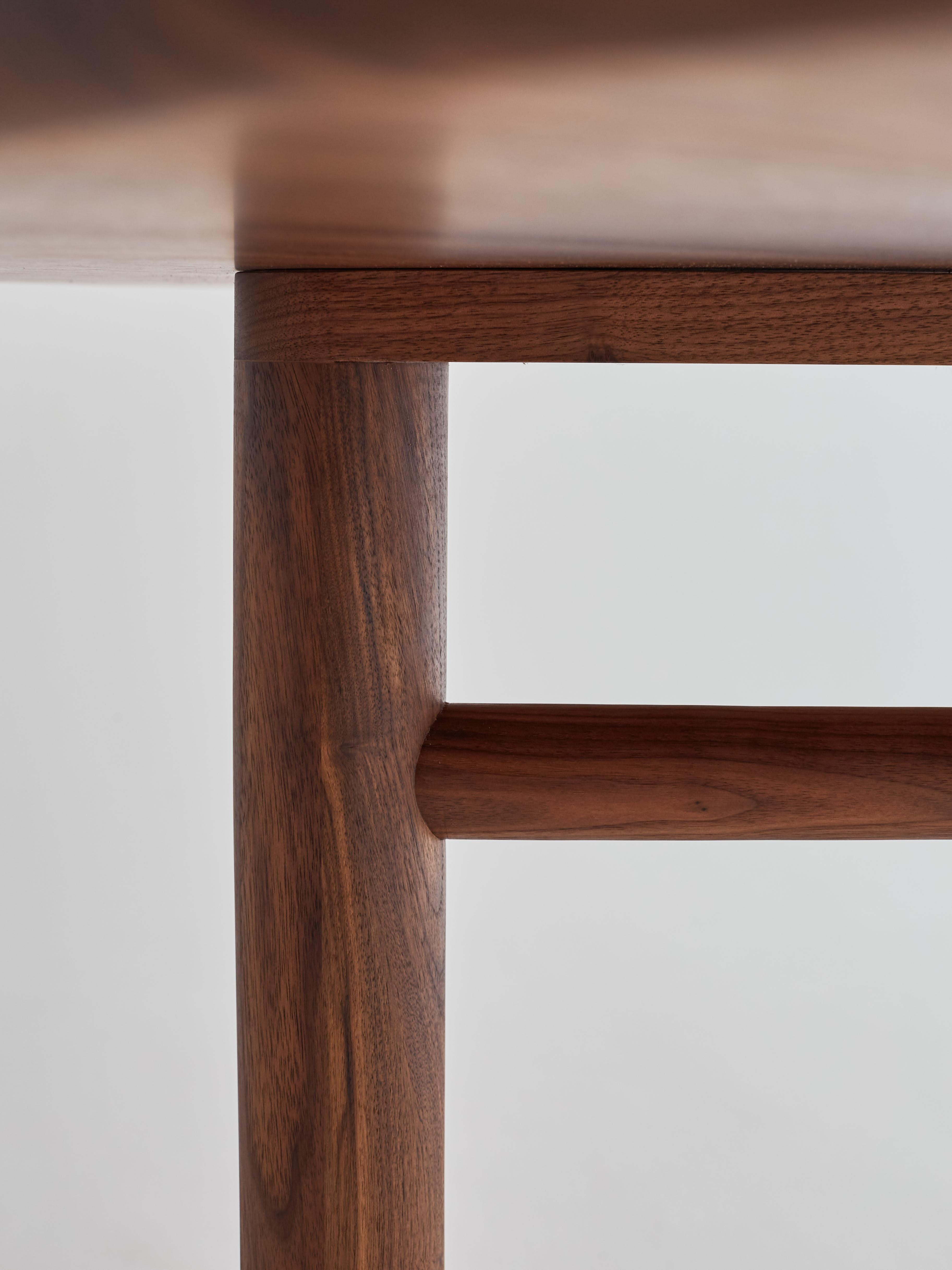 modern bar table