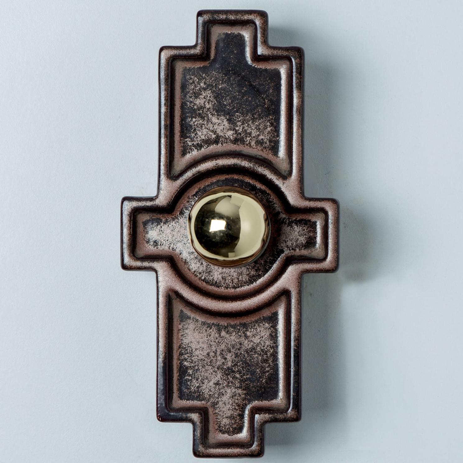 Mid-Century Modern Applique Cross Brown en céramique, Danemark, 1970 en vente