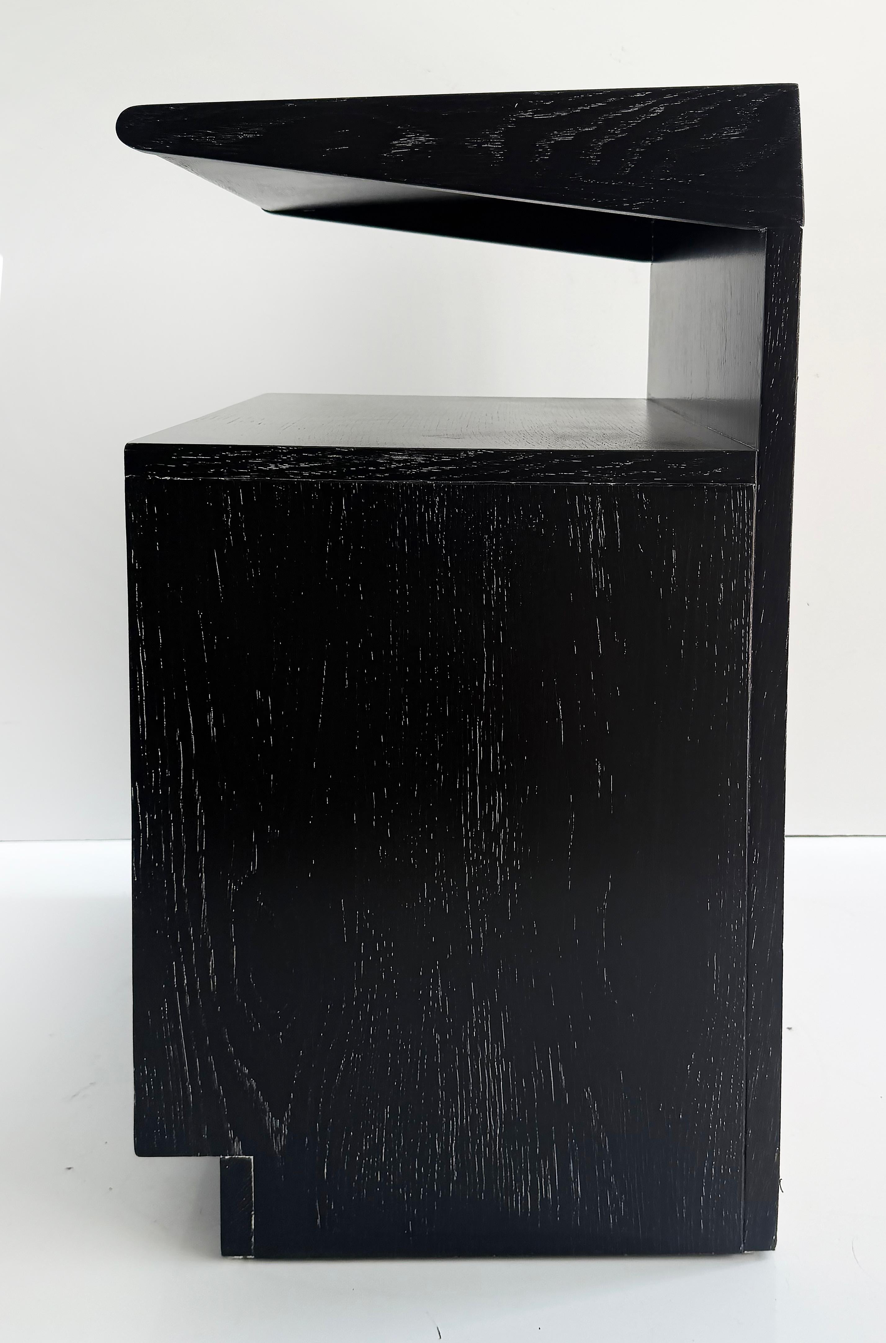 Cross Country Sligh Furniture Keramik-Nachttische, Grand Rapids Chair Co., Paar im Angebot 1