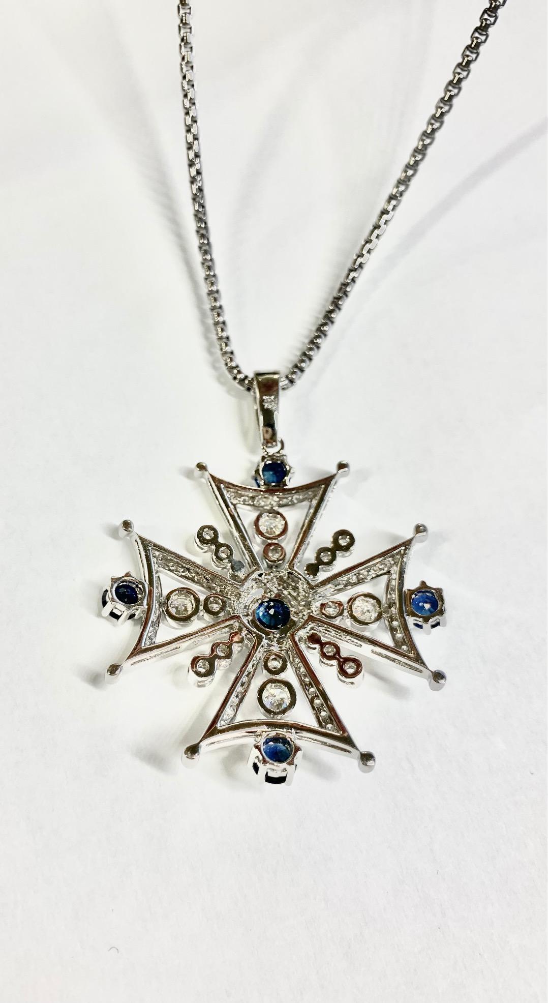 Women's or Men's Cross Diamond 3 Carat and Blue Sapphire 4.07 Carat Pendant Necklace For Sale