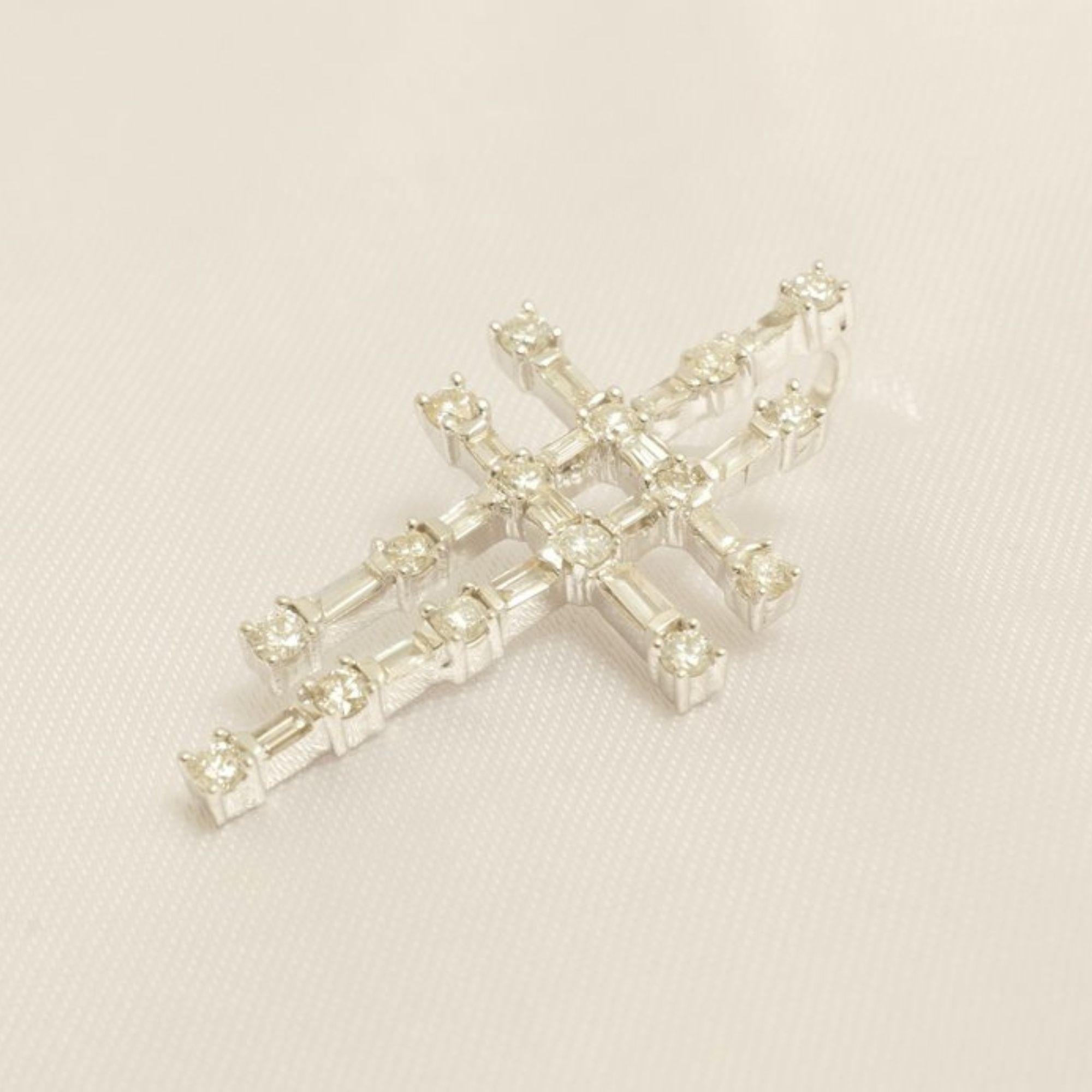Art déco Pendentif croix diamantée en or massif 14k (certifié) en vente