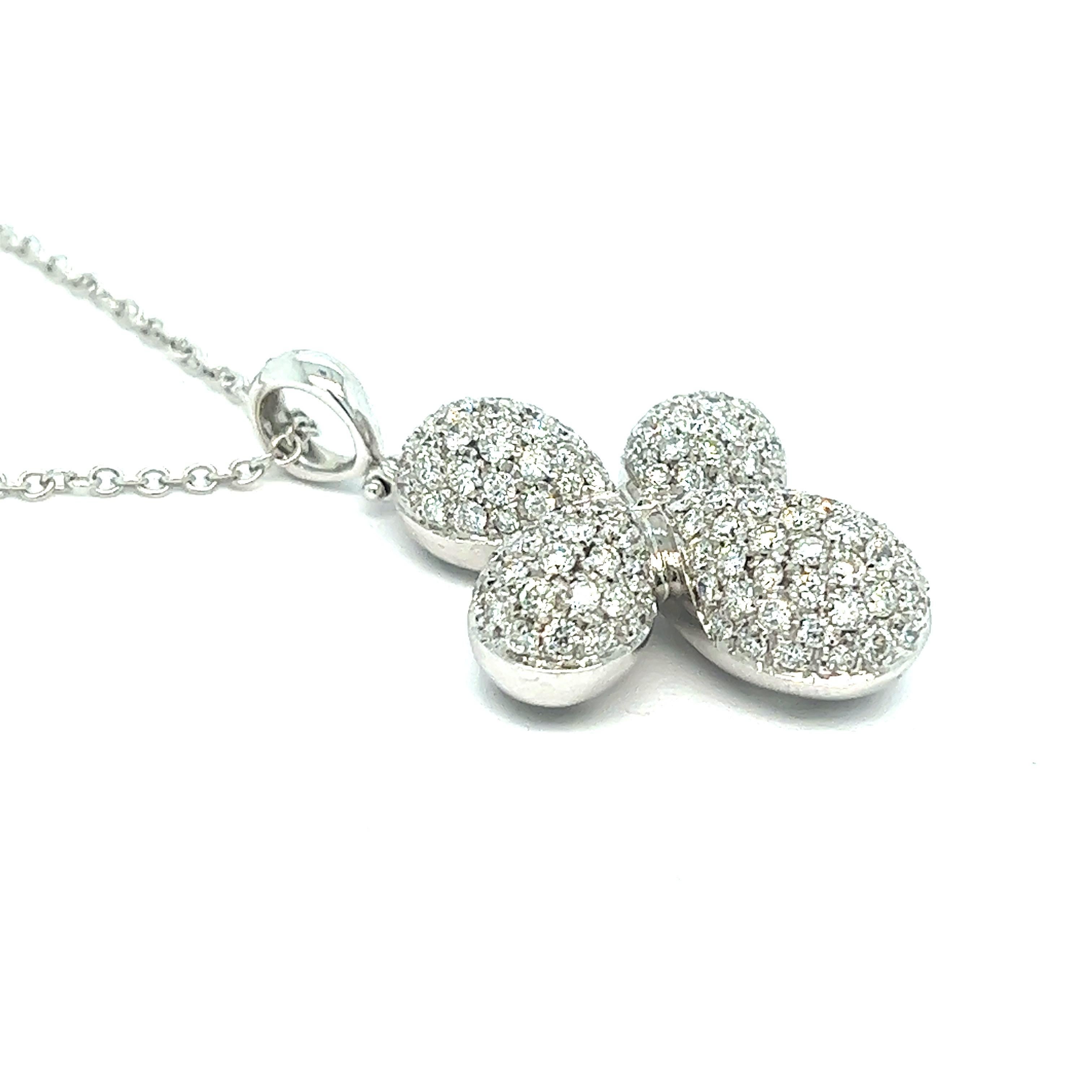 Cross Diamond Pendant Necklace For Sale 1