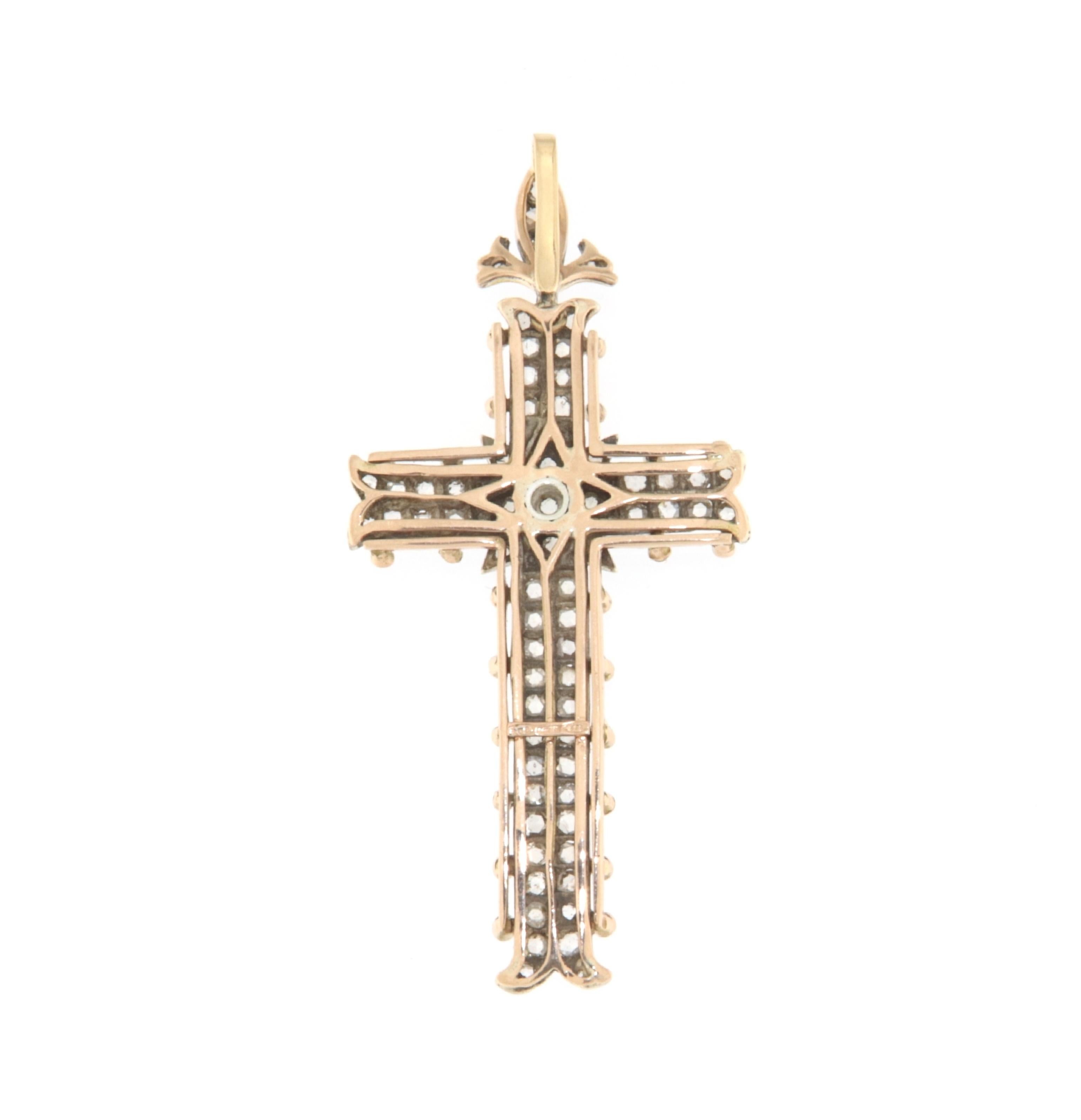 Cross Diamonds 14 Karat Yellow Gold Pendant Necklace In New Condition In Marcianise, IT
