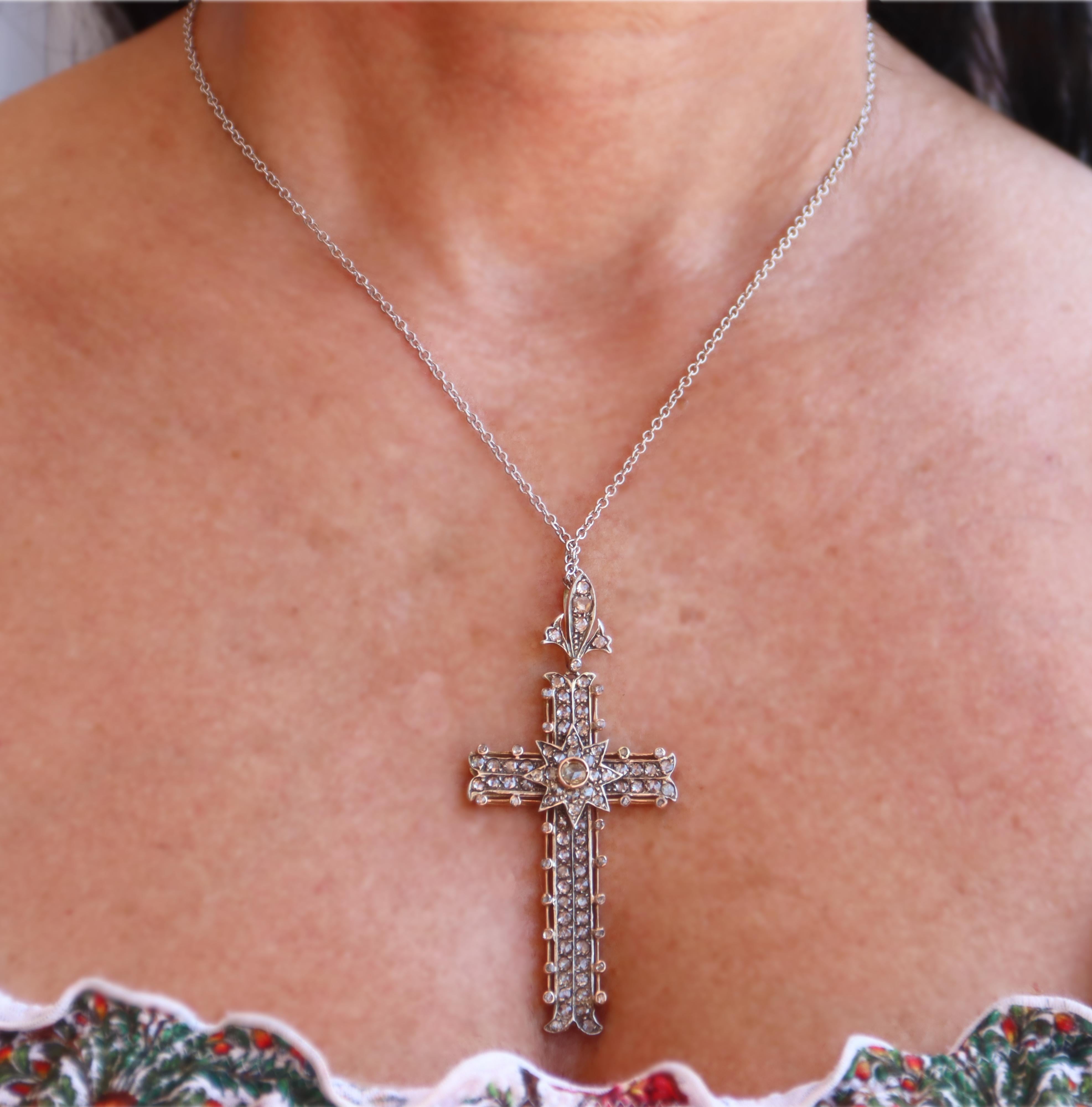 Cross Diamonds 14 Karat Yellow Gold Pendant Necklace 2