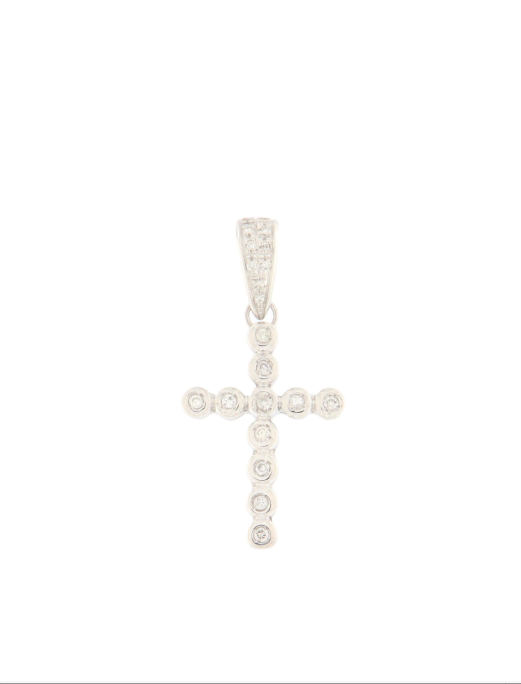 Donna Collana con ciondolo Cross Diamonds in oro bianco 18 carati in vendita