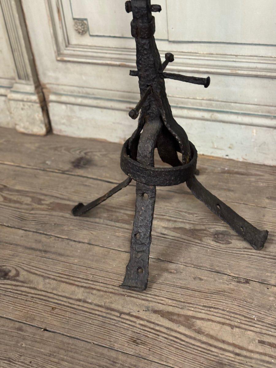 Cross In Battered Iron, 18th Century For Sale 2