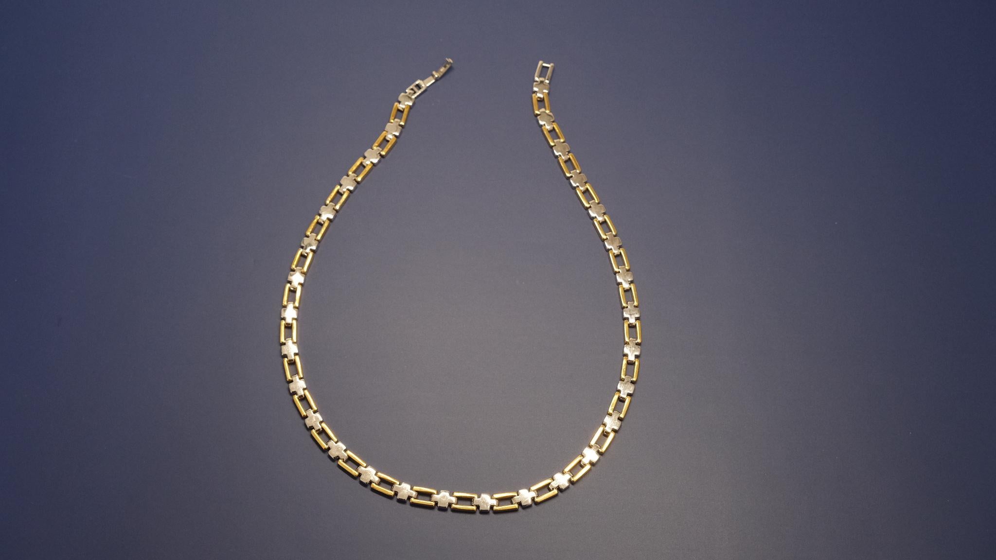 Cross Link Necklace II, 18k Gold, White Gold For Sale 4