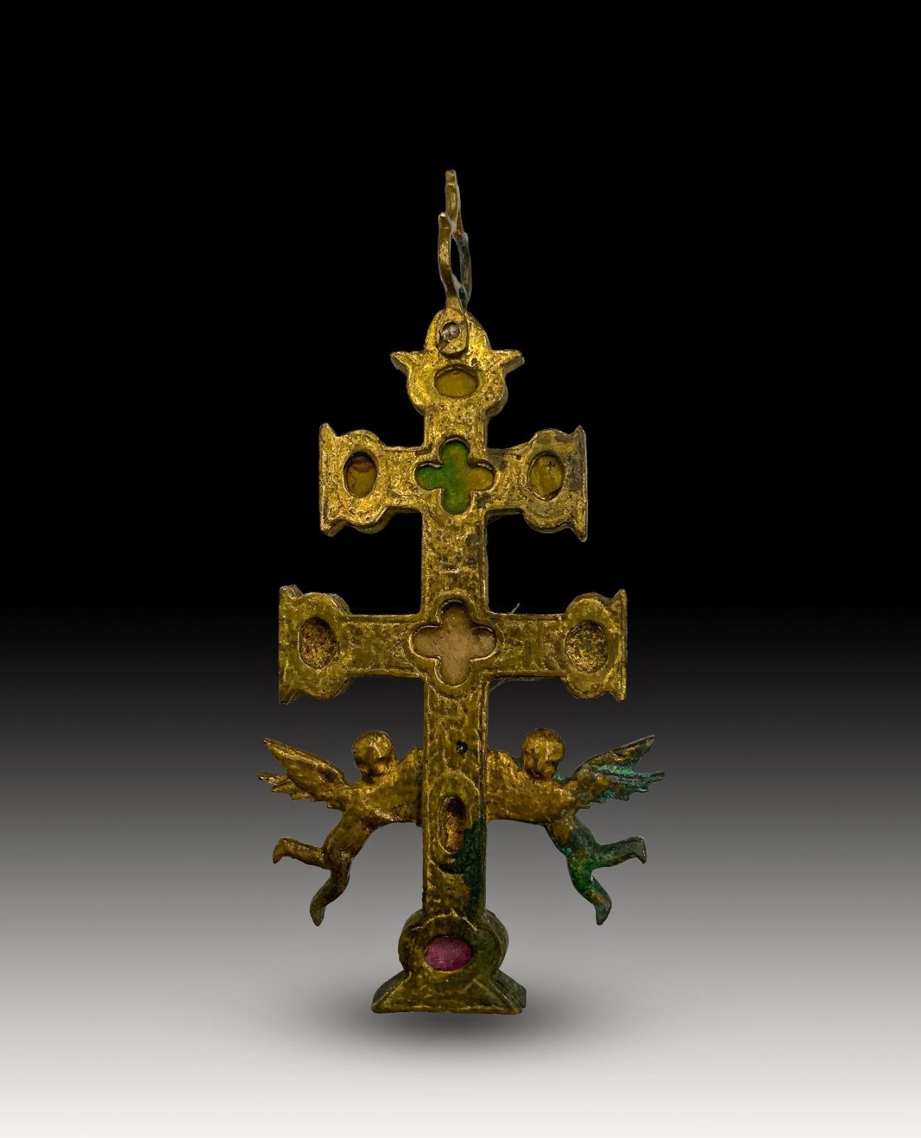 Cross of caravaca xvii century.
Very beautiful cross of caravaca made in bronze. 17th Century. Measurements: 14x6 cm.
Good condition.