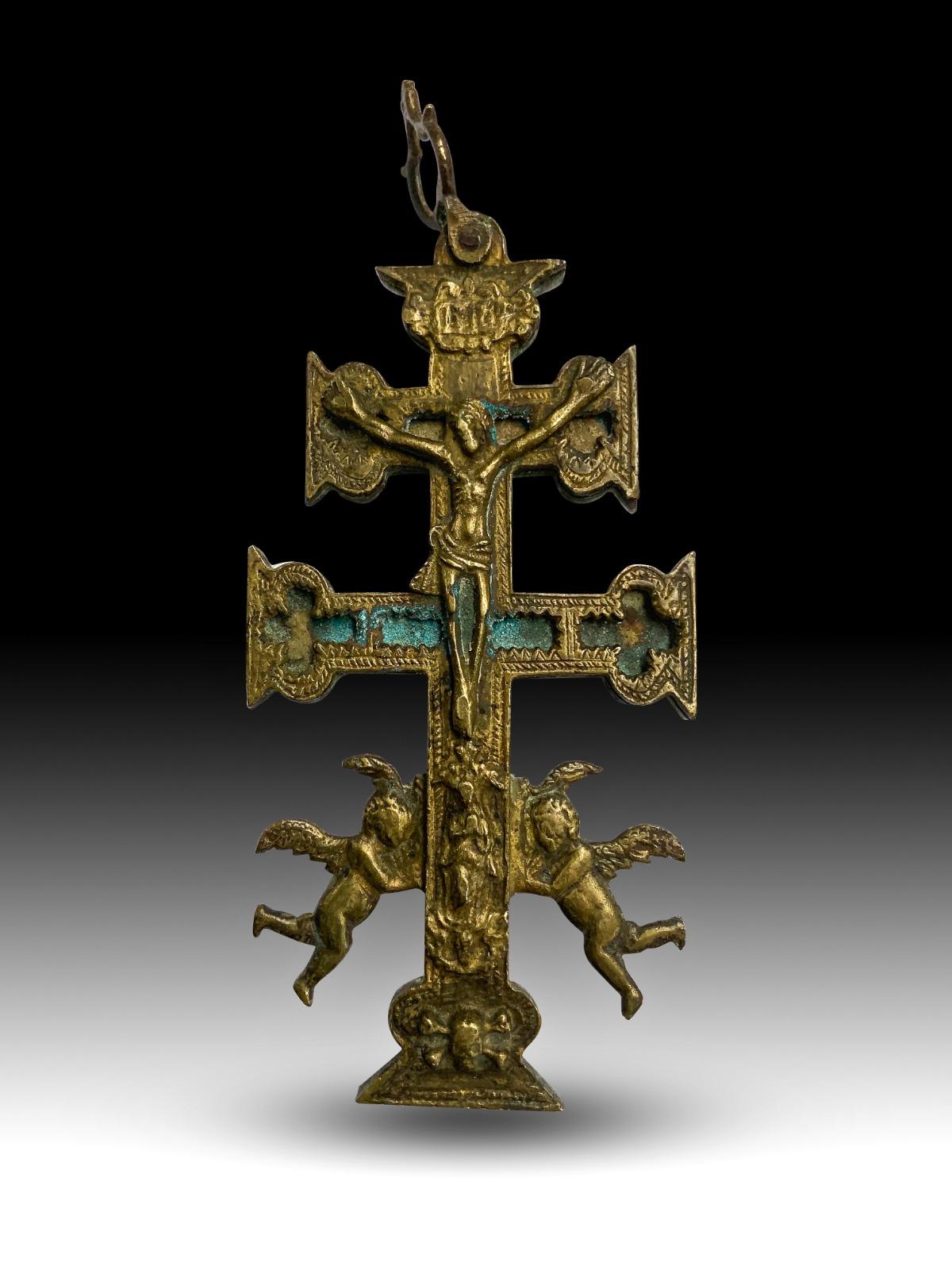 Gothique Croix de Caravaca 17ème siècle en vente