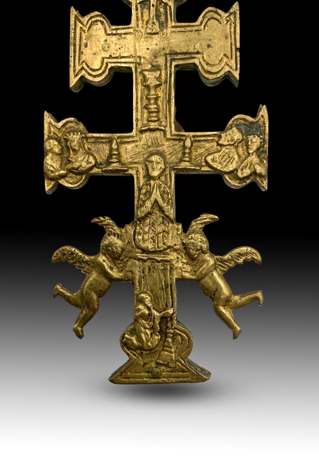 XVIIIe siècle et antérieur Croix de Caravaca 17ème siècle en vente