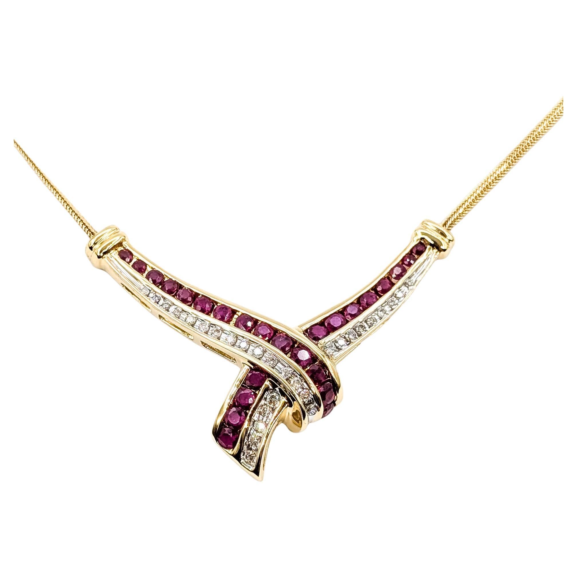 Collana Cross Over con rubini e diamanti in oro giallo 14k in vendita