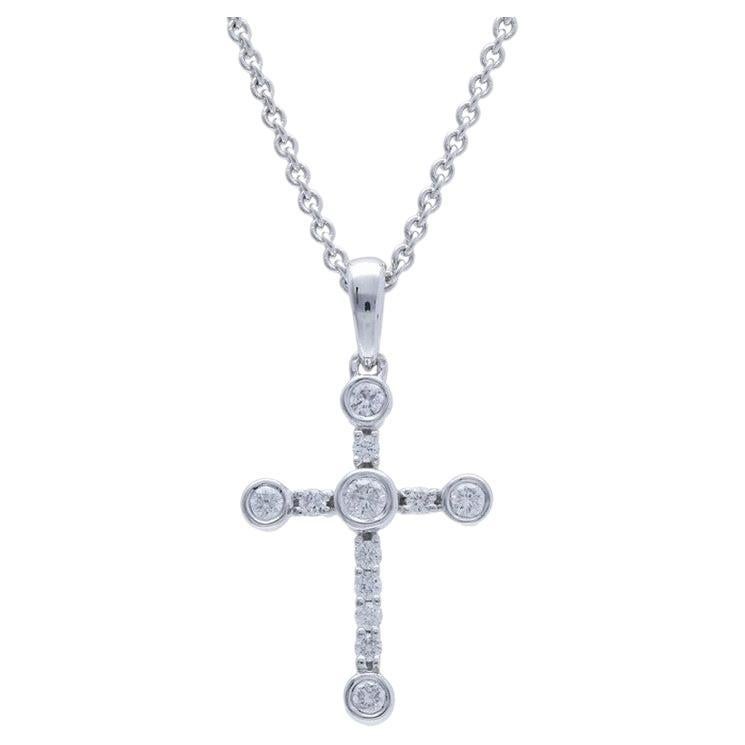 Cross Pendant in 14K White Gold with 0.15 Carat Diamonds For Sale