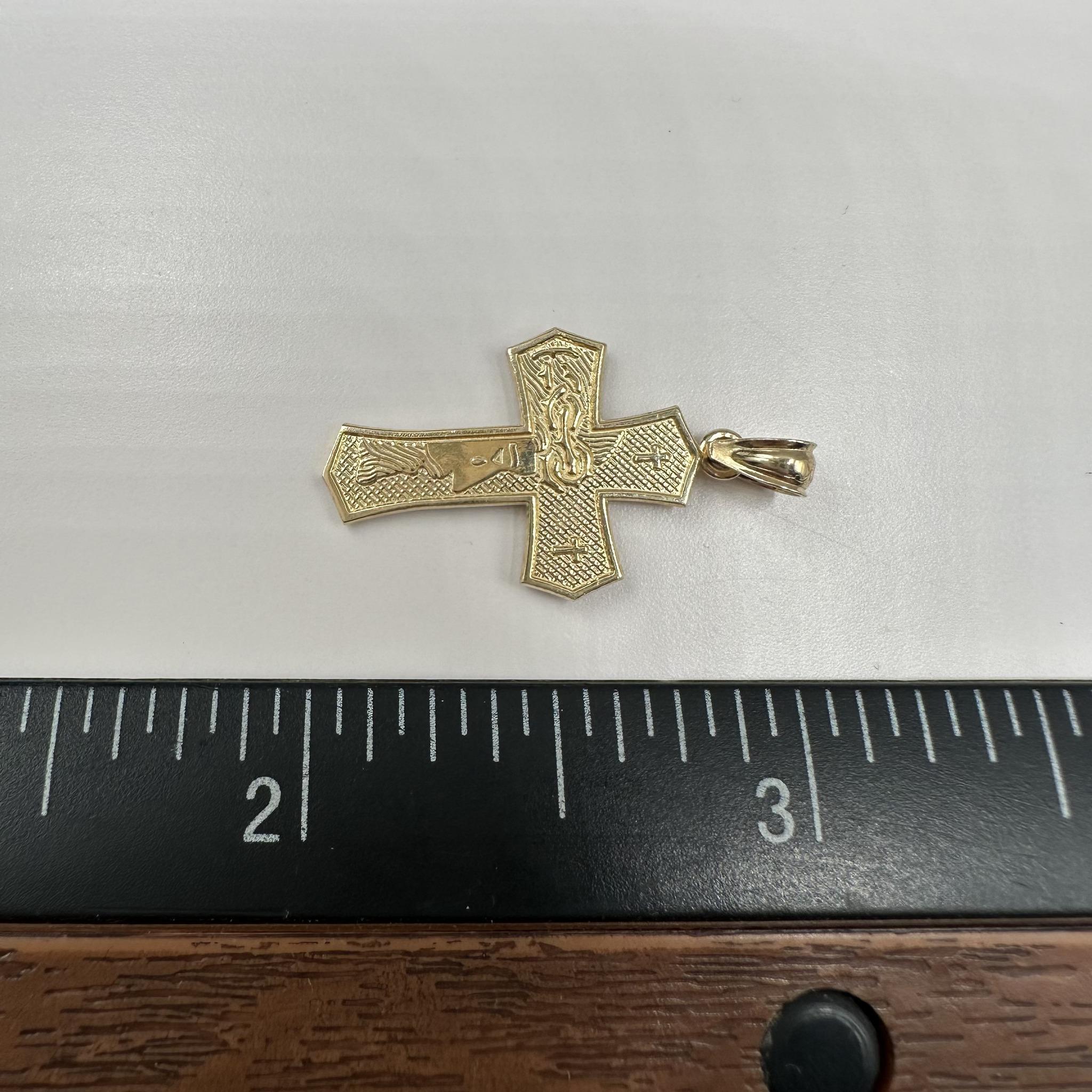 Ciondolo a forma di croce in oro giallo 14kt - 1,05 g, condizioni pari al nuovo in vendita 1