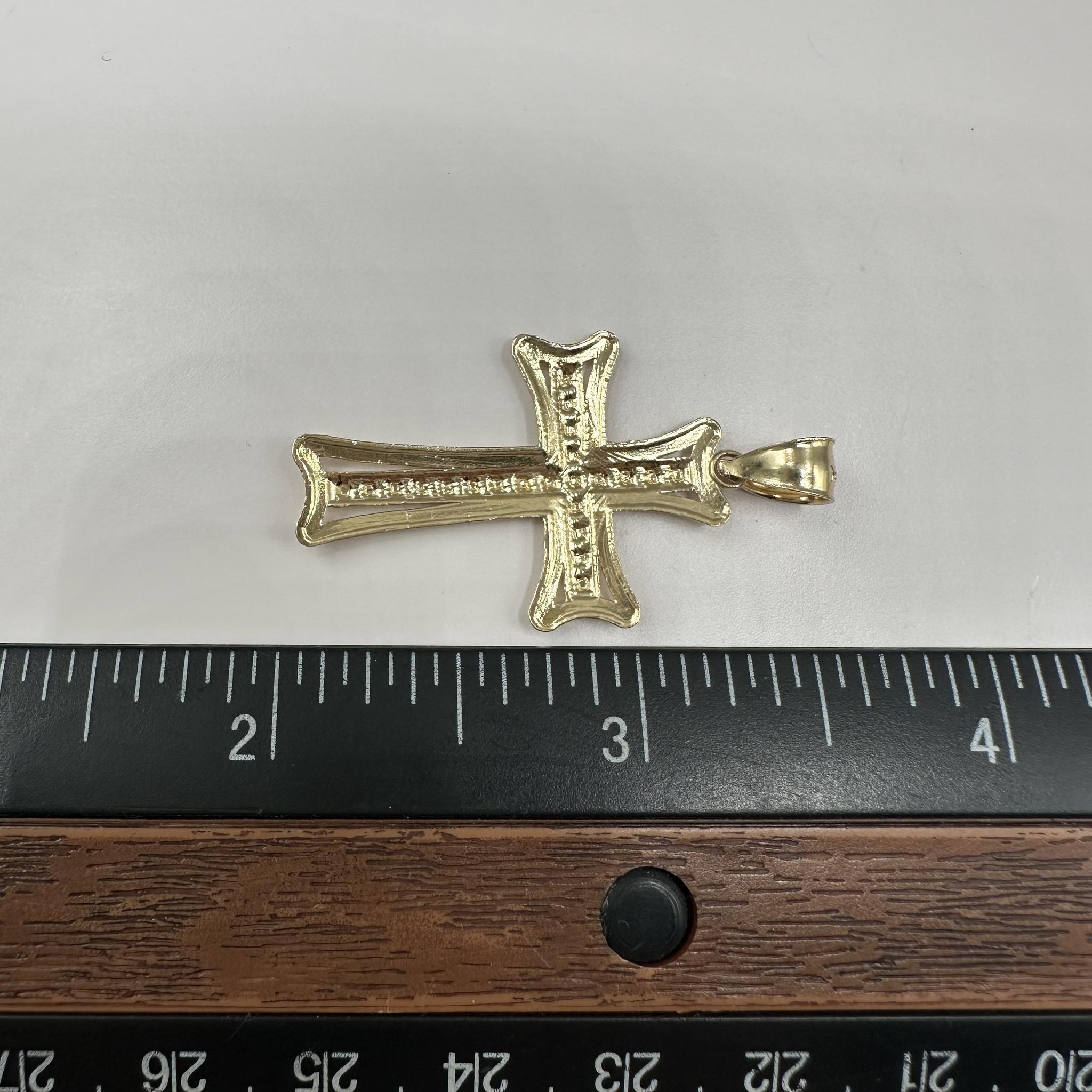Cross Pendant in 14kt Yellow Gold – 2.3g, New Condition For Sale 1