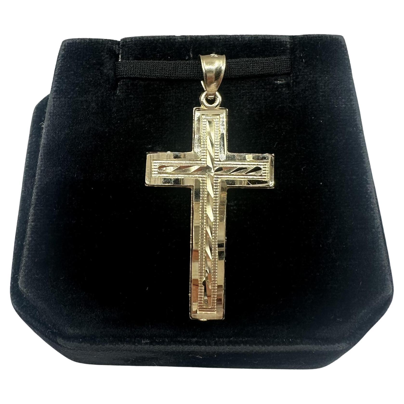 Cross Pendant in 14kt Yellow Gold - 2.62g, Fits Small Chain, New Condition