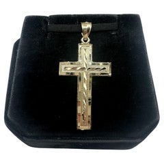 Cross Pendant in 14kt Yellow Gold - 2.62g, Fits Small Chain, New Condition