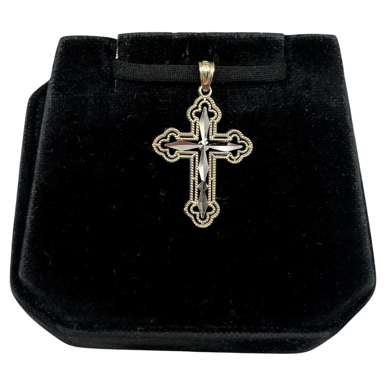 Ciondolo a forma di croce in oro giallo 14kt - centro in rodio, 0,91g, nuovo