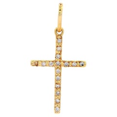 Ciondolo a forma di croce in oro giallo 18kt con diamanti