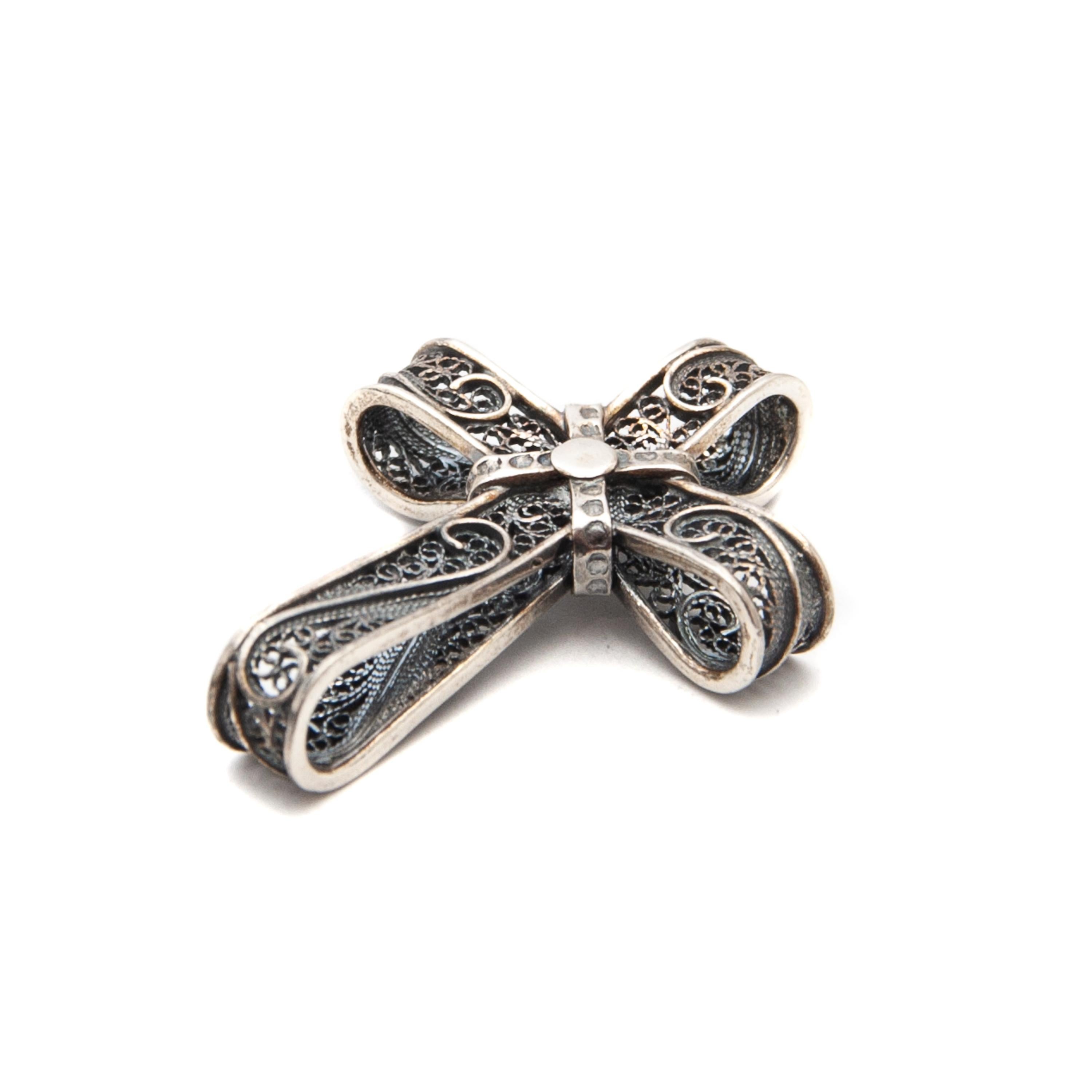 Women's Early 20th-Century Silver Openwork Filigree Cross Pendant 