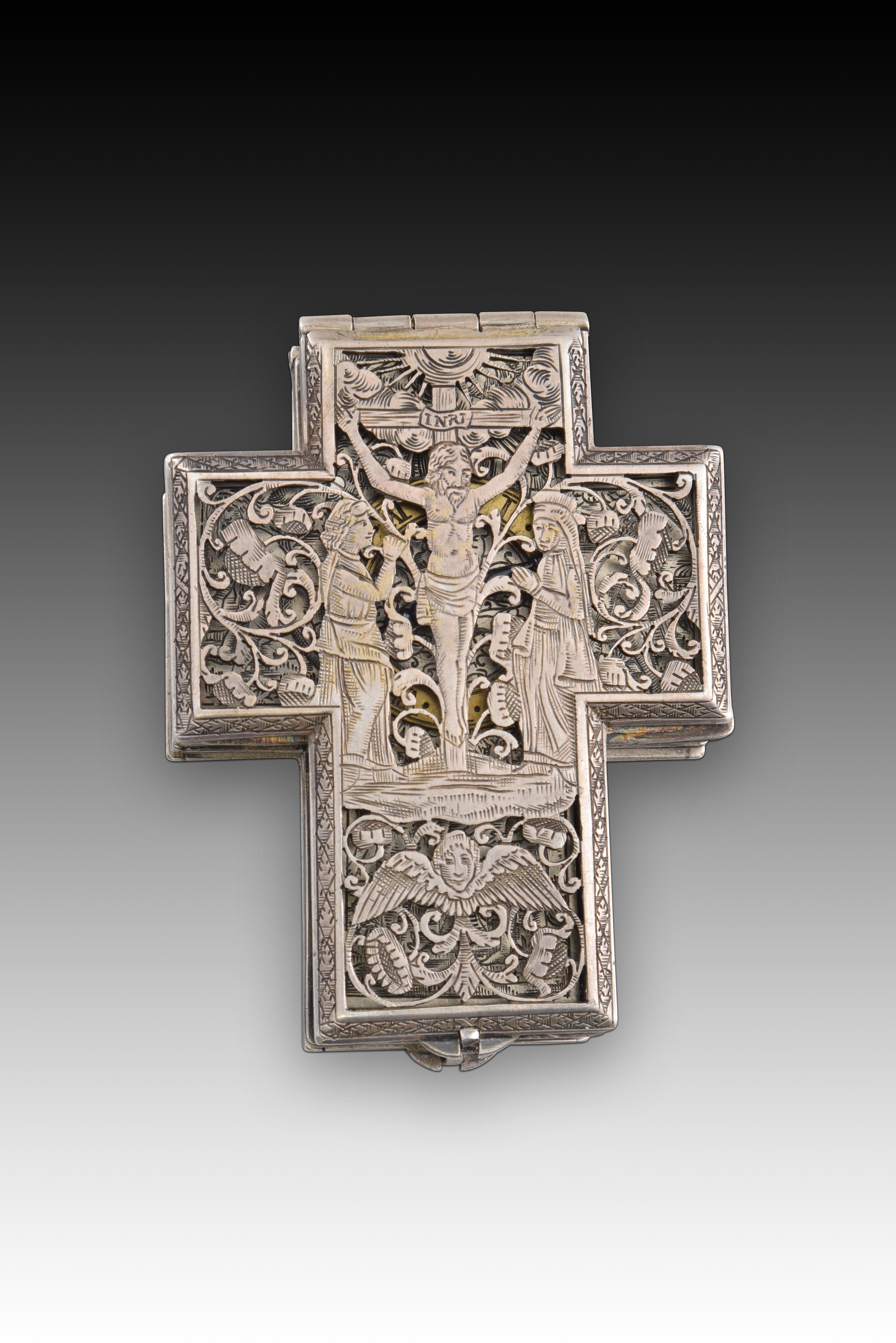 Cross-Shaped Chest Clock, Silver, 17th Century, it Presents Restorations In Good Condition For Sale In Madrid, ES