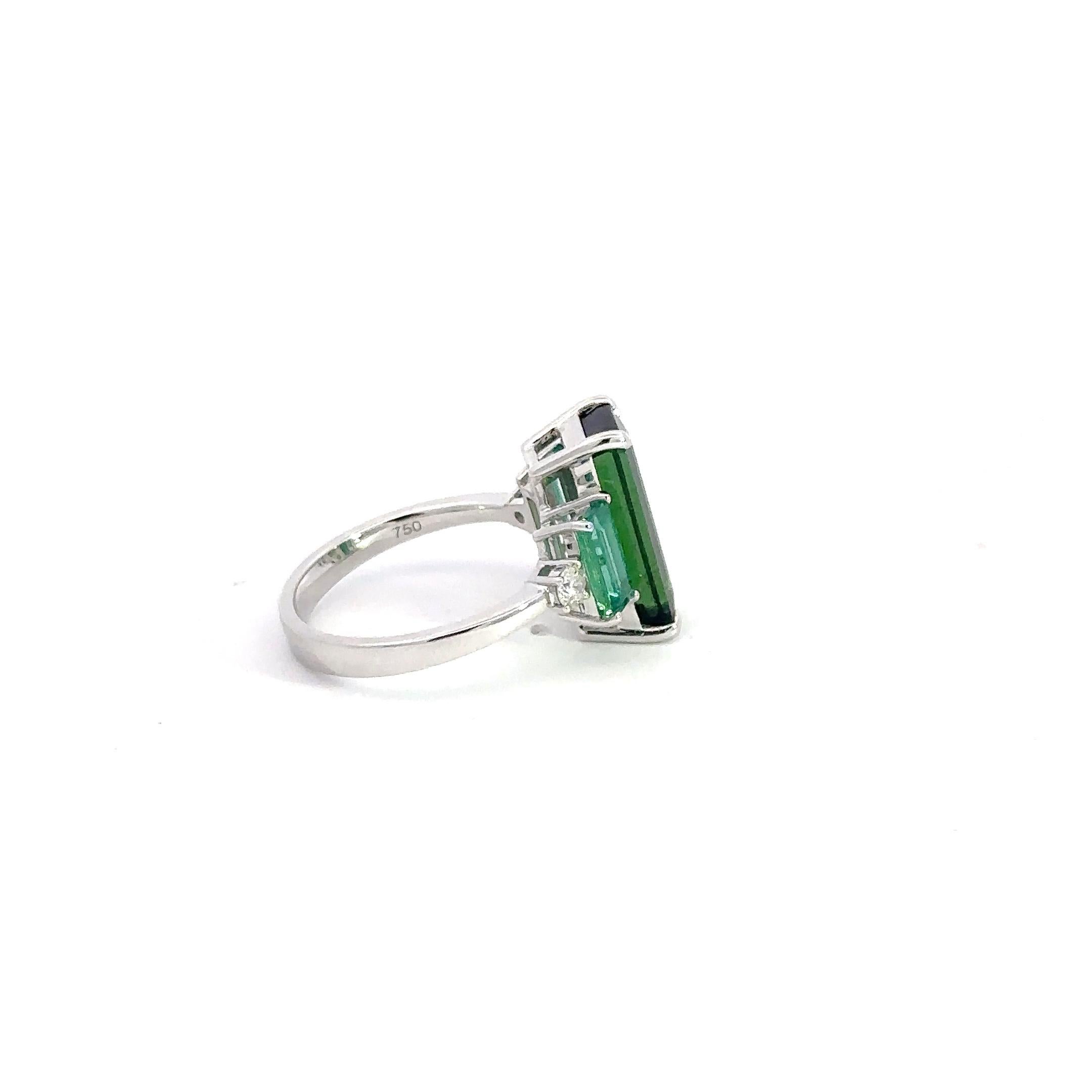 Cross Style Tourmaline Emerald Diamond 18K White Gold Exclusive Ring For Her For Sale 3